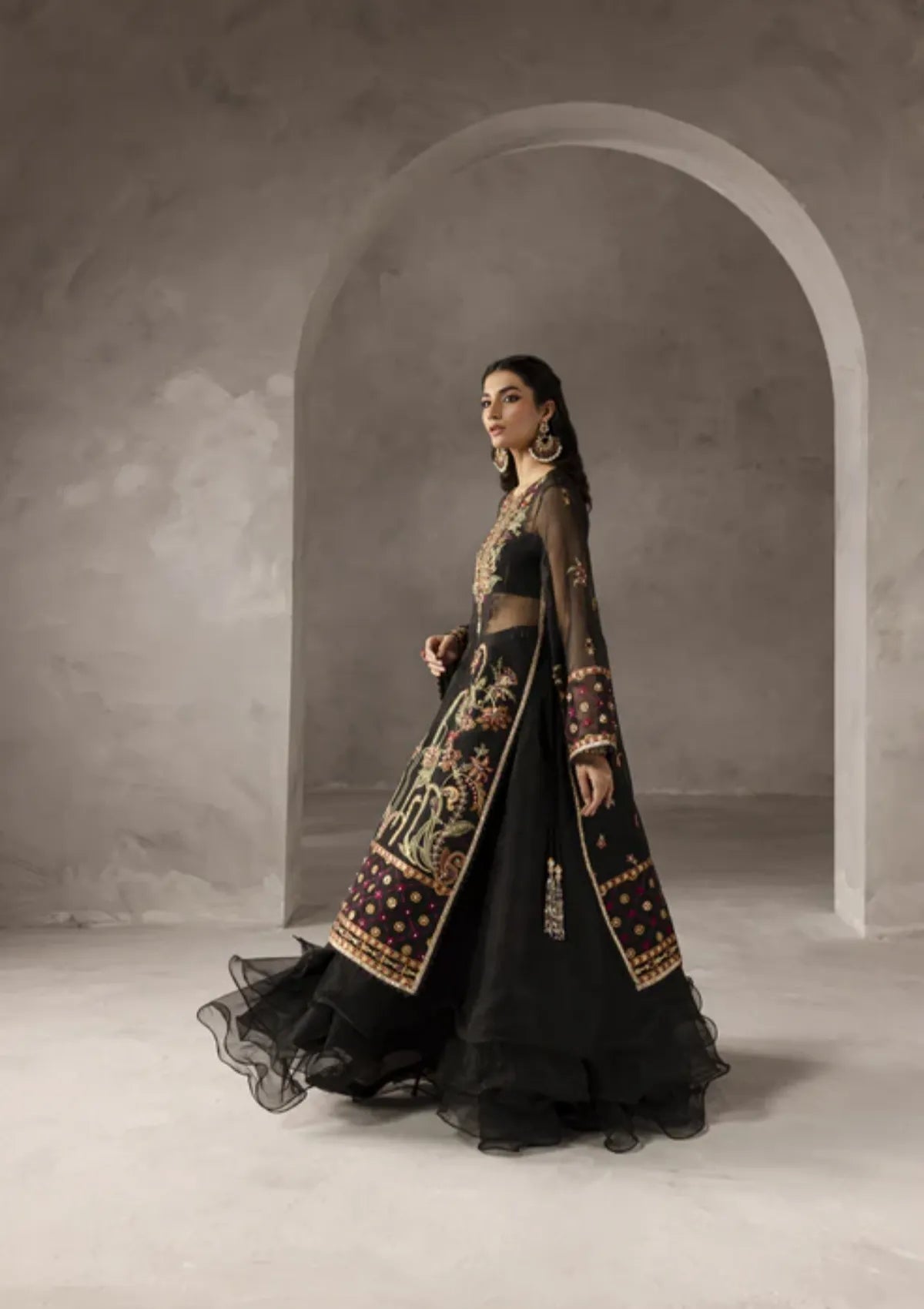 mohsin-saeed-fabrics-designer-daily-wear-formal-and-wedding-suits-within-budget-This-product-is-from-imran-ramzan-eblouir25-fleurs-de-minuit-is-available-on-Mohsin-saeed-fabrics-website.