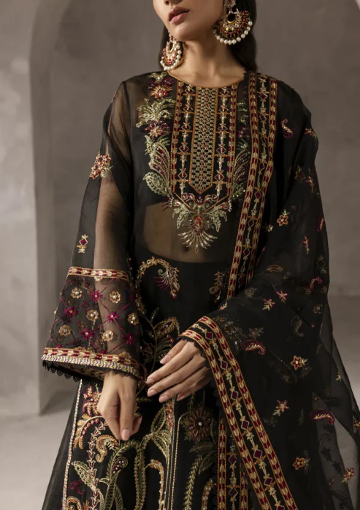 mohsin-saeed-fabrics-designer-daily-wear-formal-and-wedding-suits-within-budget-This-product-is-from-imran-ramzan-eblouir25-fleurs-de-minuit-is-available-on-Mohsin-saeed-fabrics-website.