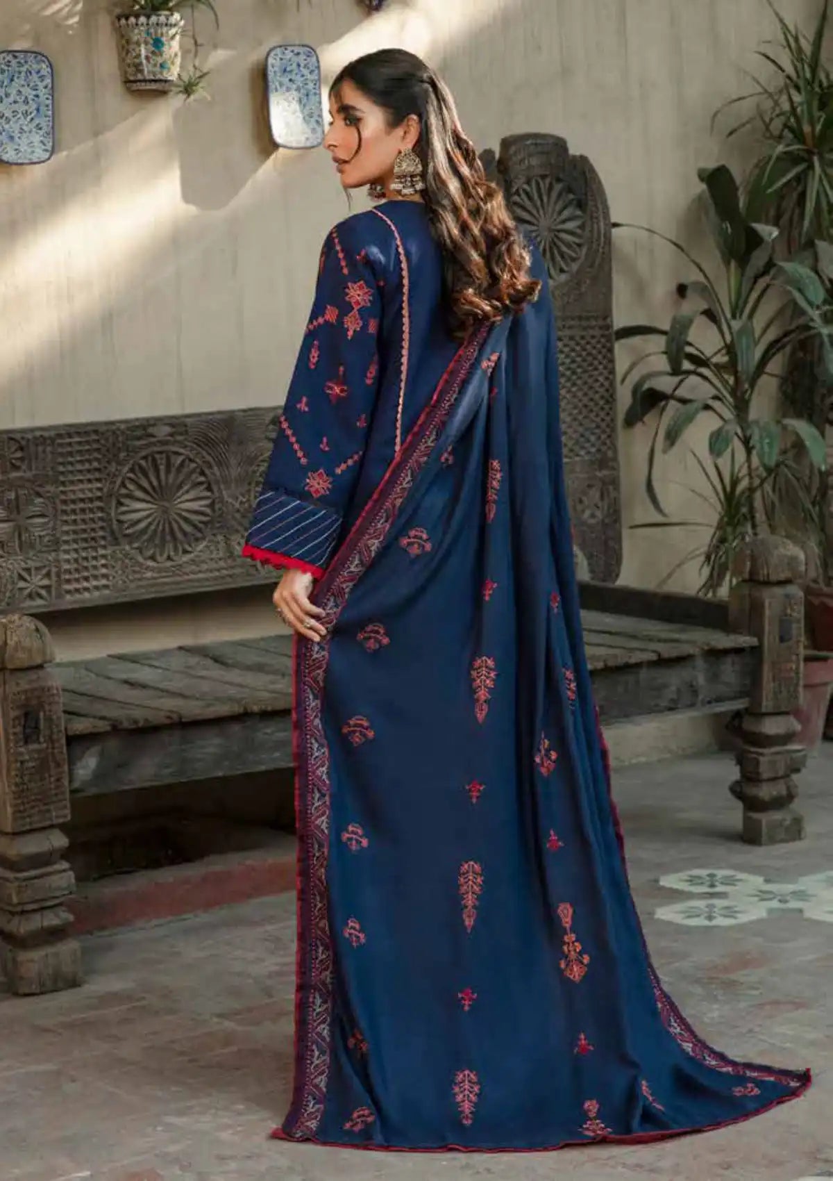 Florent Tassawar Luxury Karandi'23 FL-2B - Mohsin Saeed Fabrics