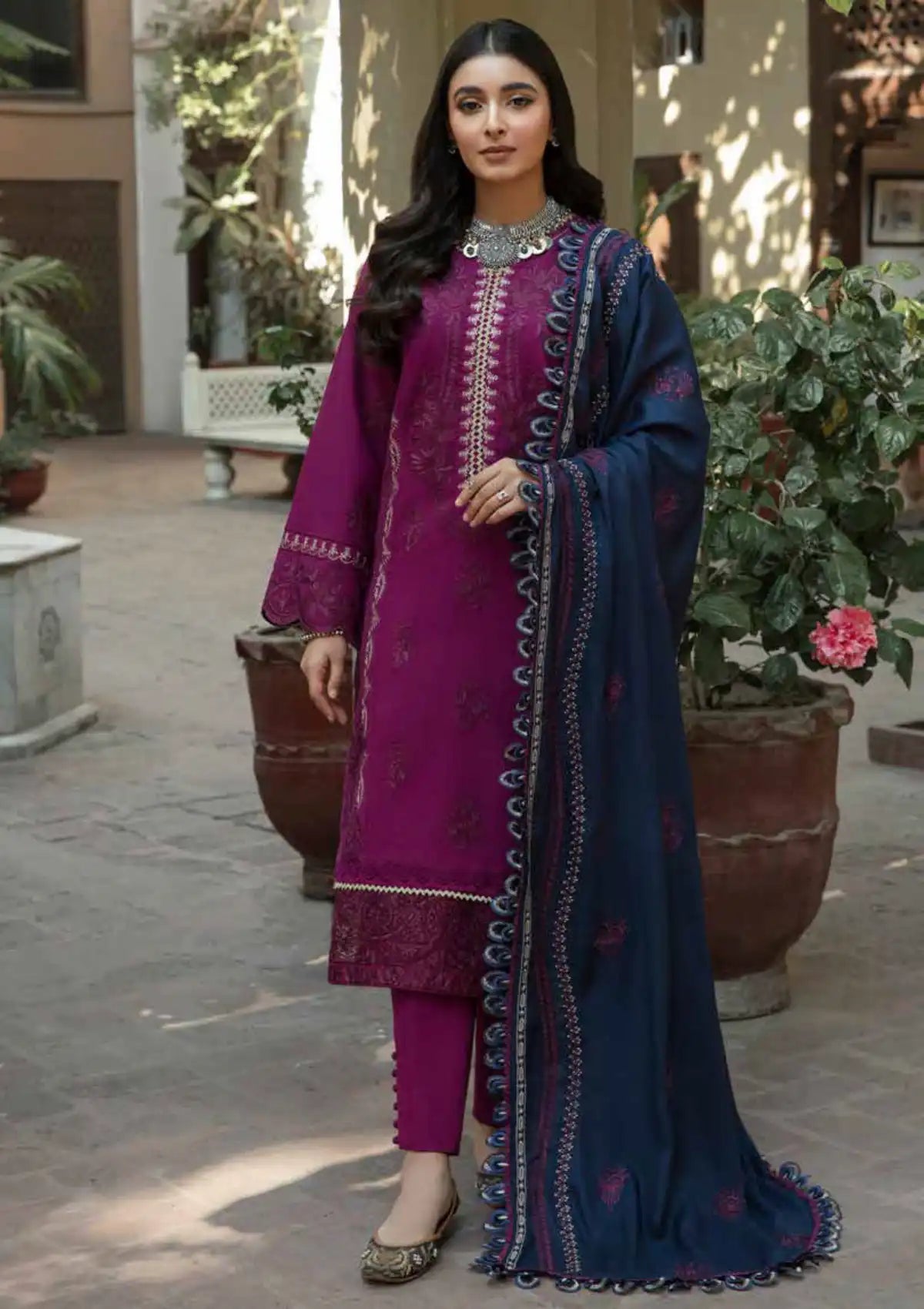 Florent Tassawar Luxury Karandi'23 FL-1B - Mohsin Saeed Fabrics