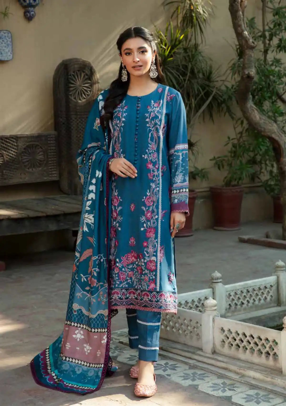 Florent Tassawar Luxury Karandi'23 FL-7A - Mohsin Saeed Fabrics