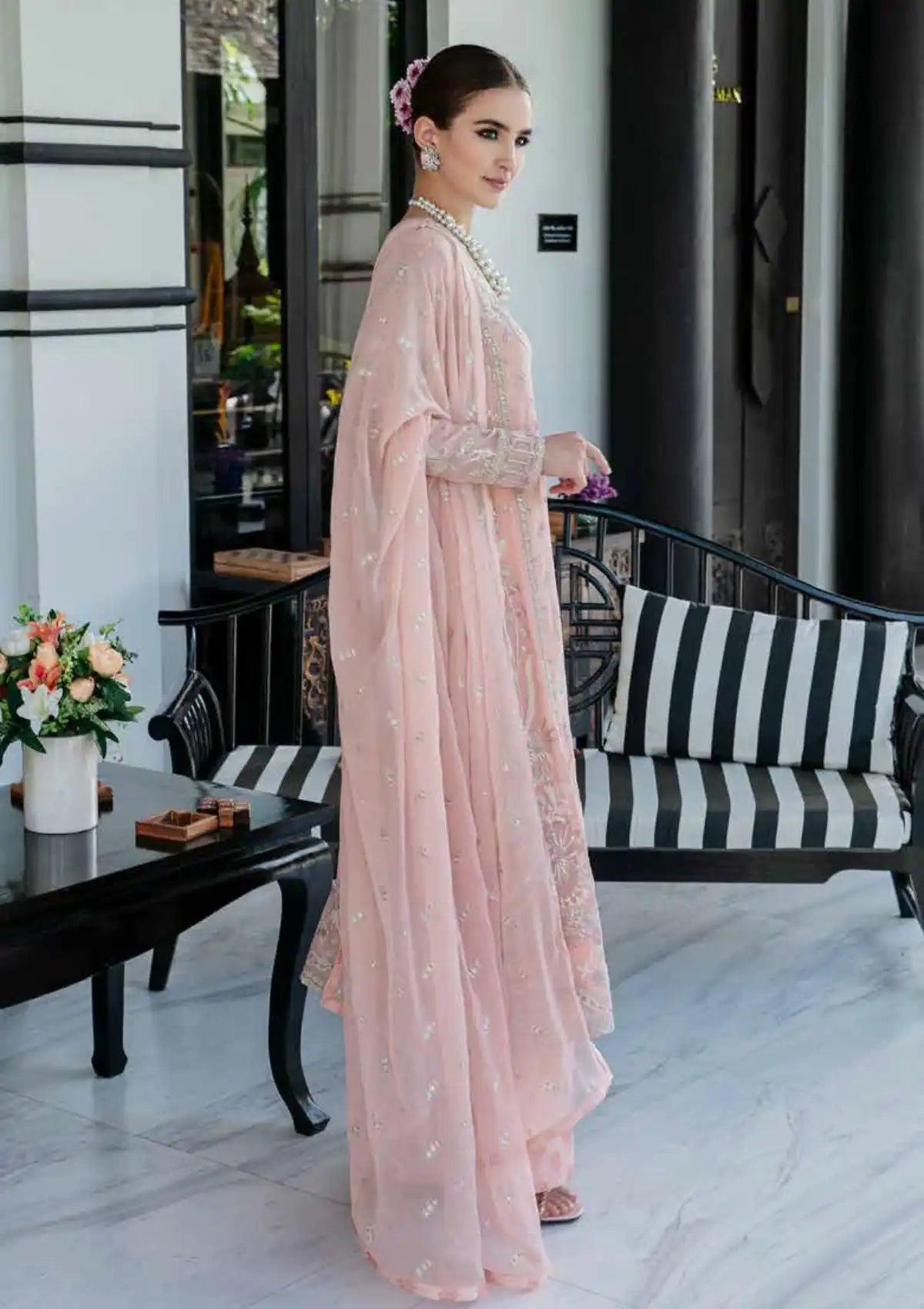 Freesia Intira Luxury Affairs'24 FW-23509-Aida