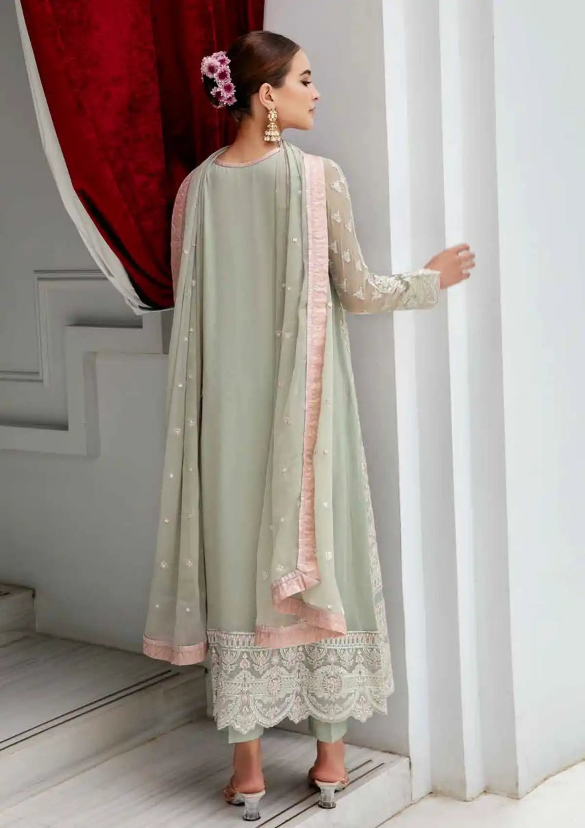 Freesia Intira Luxury Affairs'24 FW-23501-Amenia