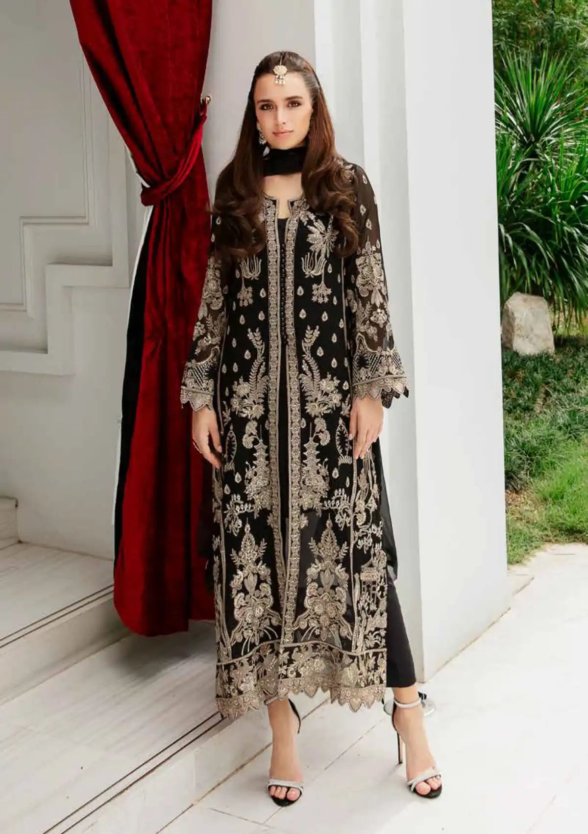 Freesia Intira Luxury Affairs'24 FW-23507-Azza