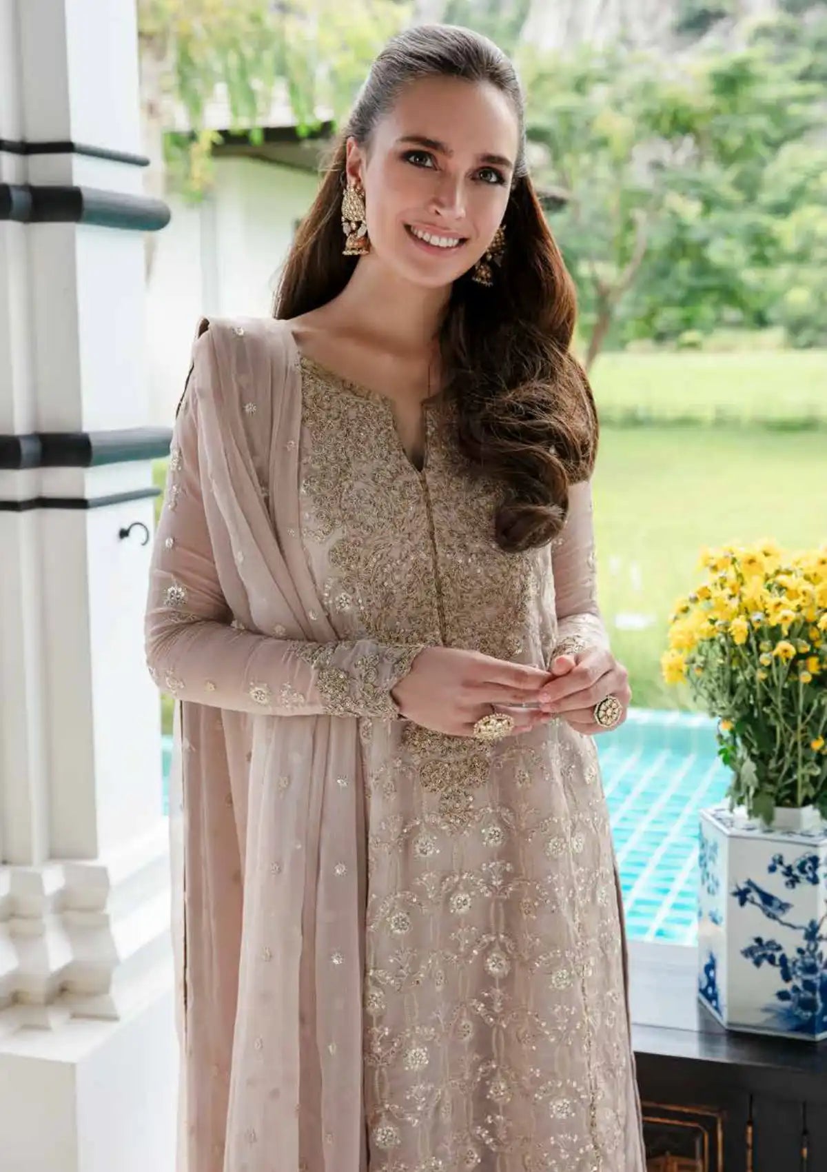 Freesia Intira Luxury Affairs'24 FW-23502-Shirin