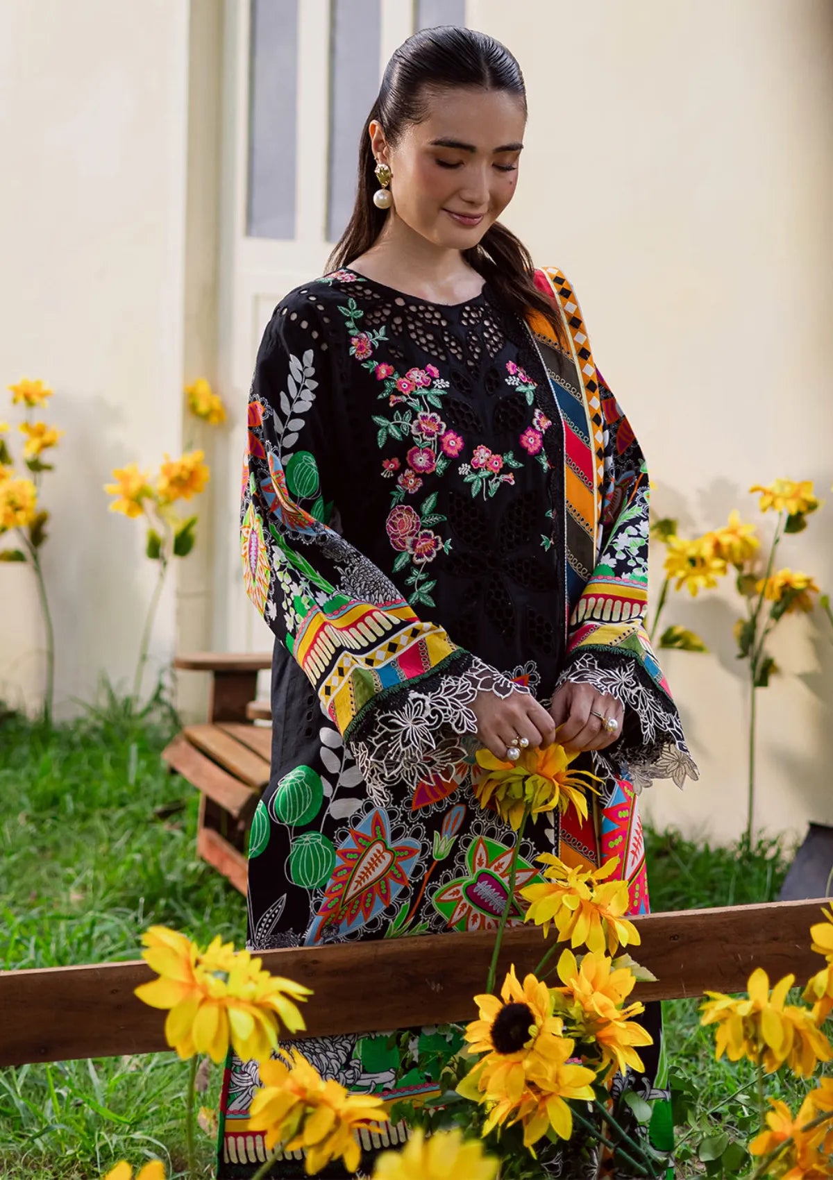 Mahnur Gardenia Khaddar'25 GR-06