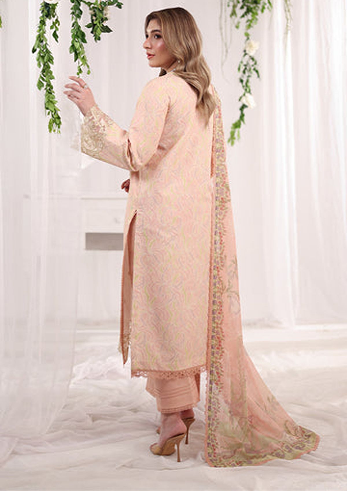 Rang Rasiya Nova Summer Edit'26 D-04 Gabriella