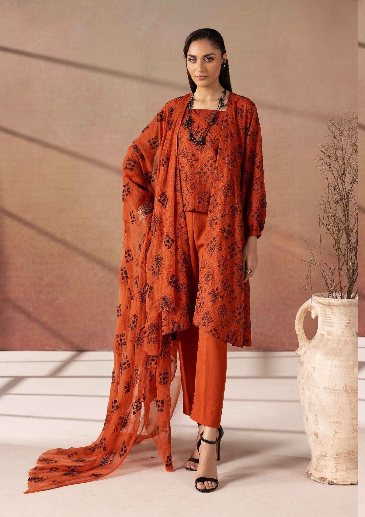 Khoobsurat Ghazal Emb Karandi By Nur'25 G-103