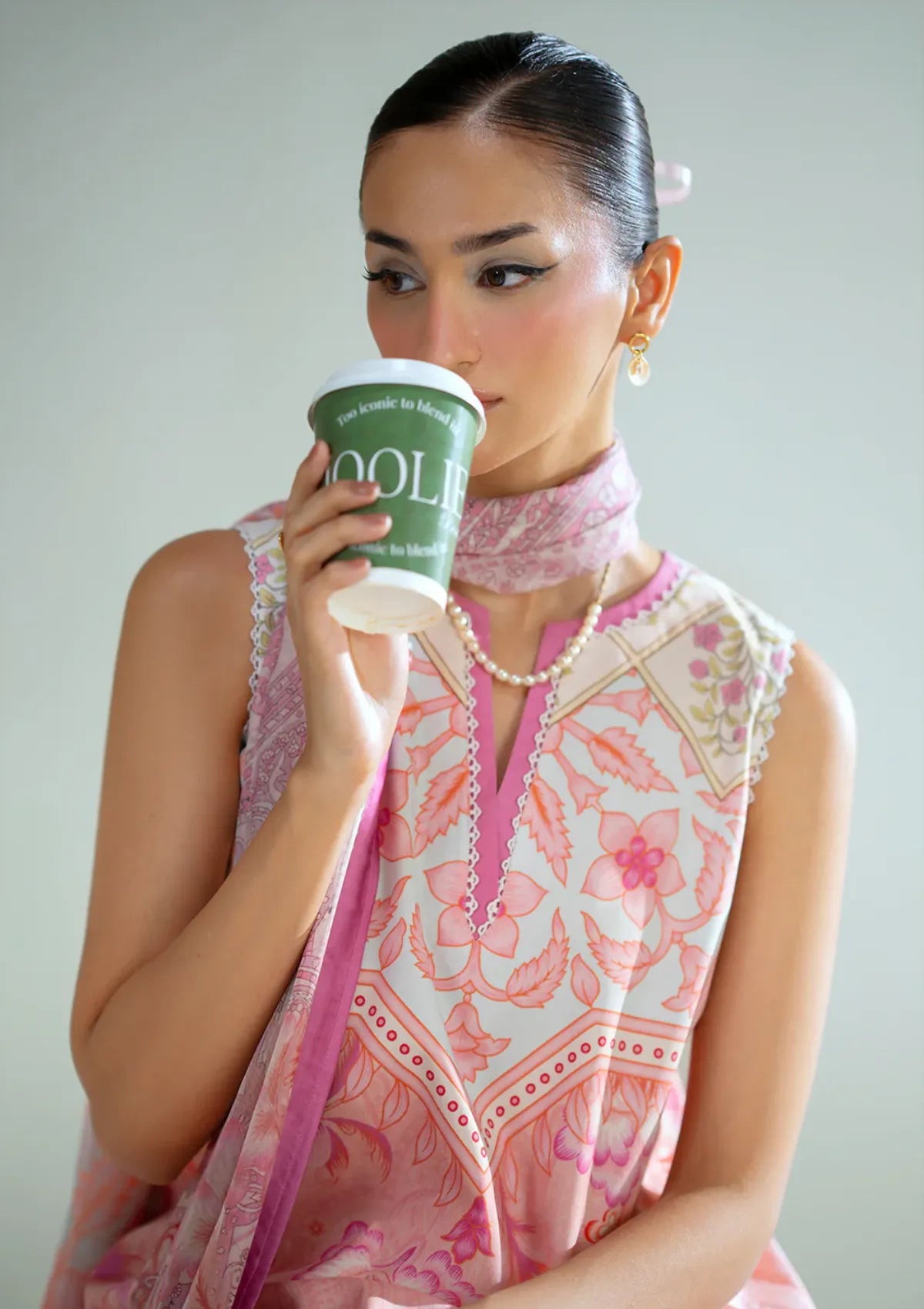 mohsin-saeed-fabrics-designer-daily-wear-formal-and-wedding-suits-within-budget-This-product-is-from-saira-rizwan-joolie-prints25-jpu25-10-brunch-babe-is-available-on-Mohsin-saeed-fabrics-website.