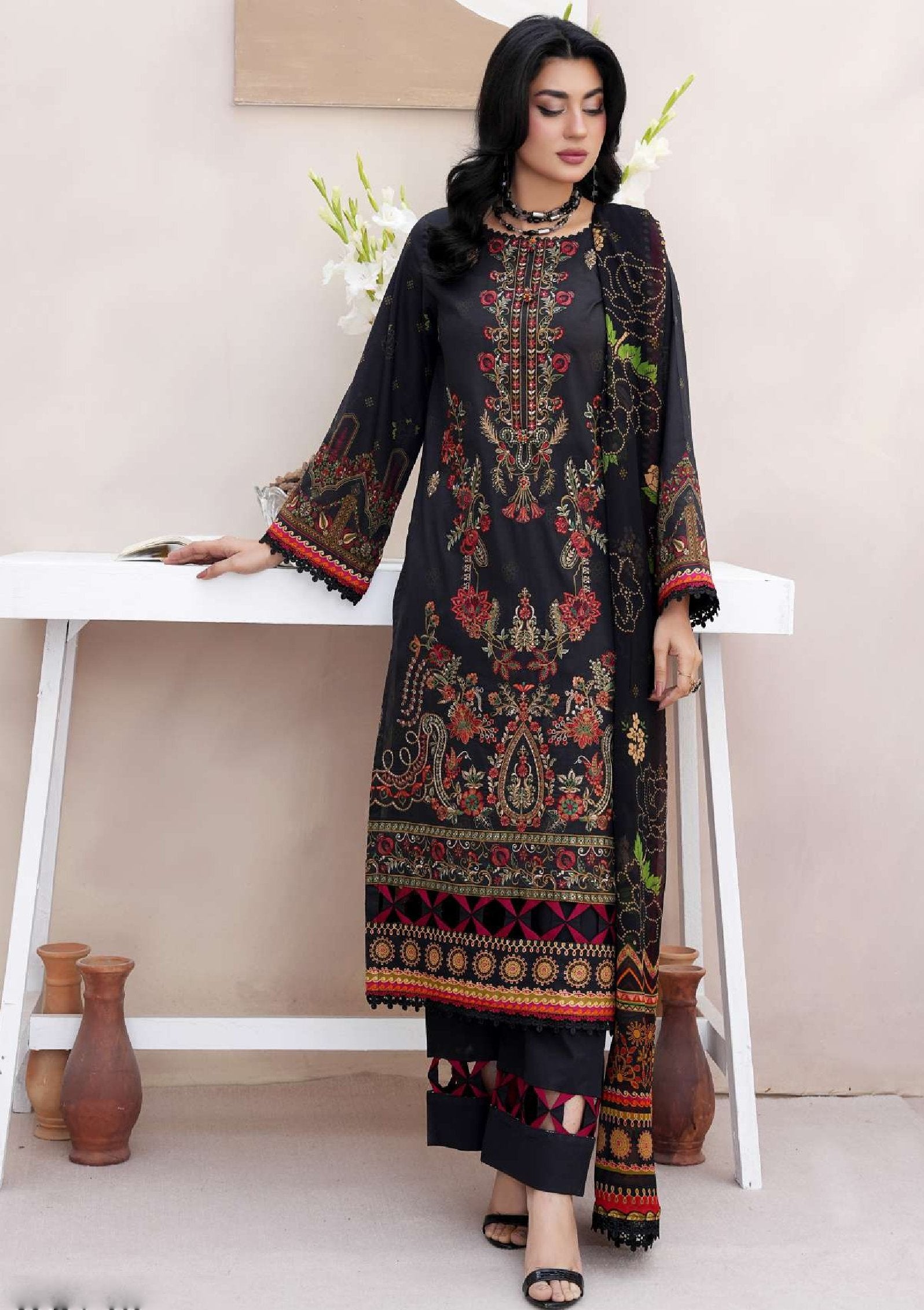 Hoor By Wania Summer Lawn Vol-1'26 WL-75