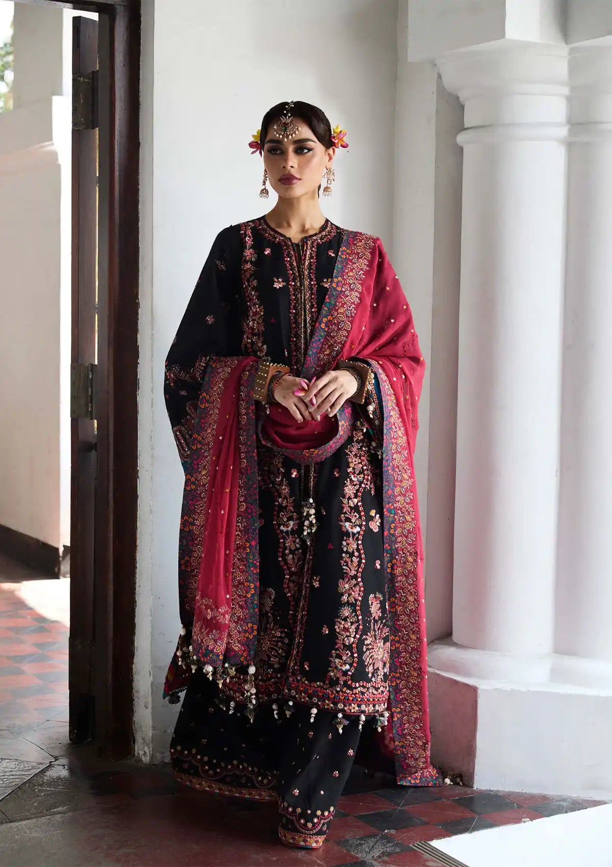 mohsin-saeed-fabrics-luxury-fashion-collection-daily-wear-wedding-and-formal-in-budget-This-product-is-from-hussain-rehar-luxury-lawn25-bliz-is-available-on-Mohsin-saeed-fabrics-website.