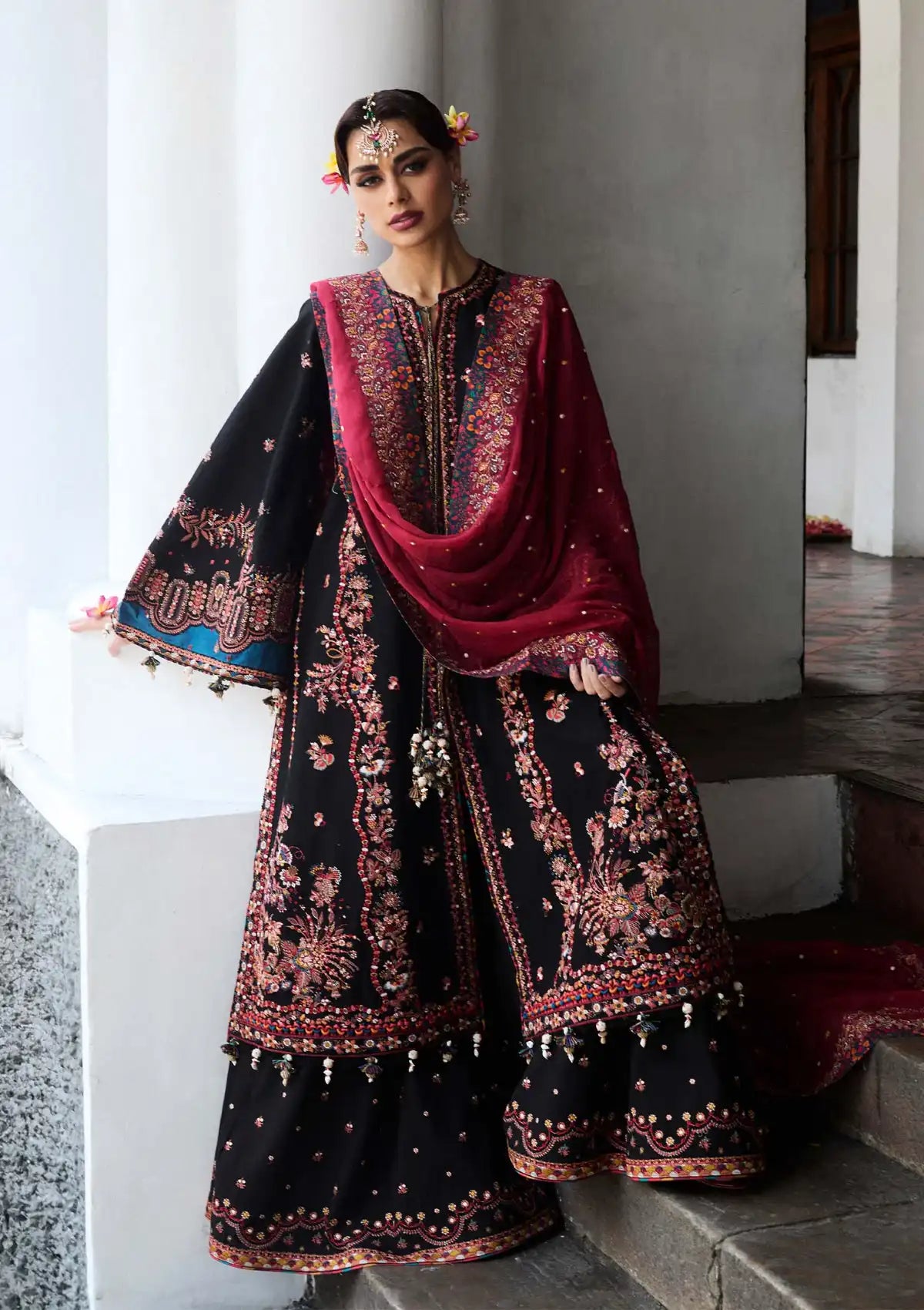 mohsin-saeed-fabrics-luxury-fashion-collection-daily-wear-wedding-and-formal-in-budget-This-product-is-from-hussain-rehar-luxury-lawn25-bliz-is-available-on-Mohsin-saeed-fabrics-website.