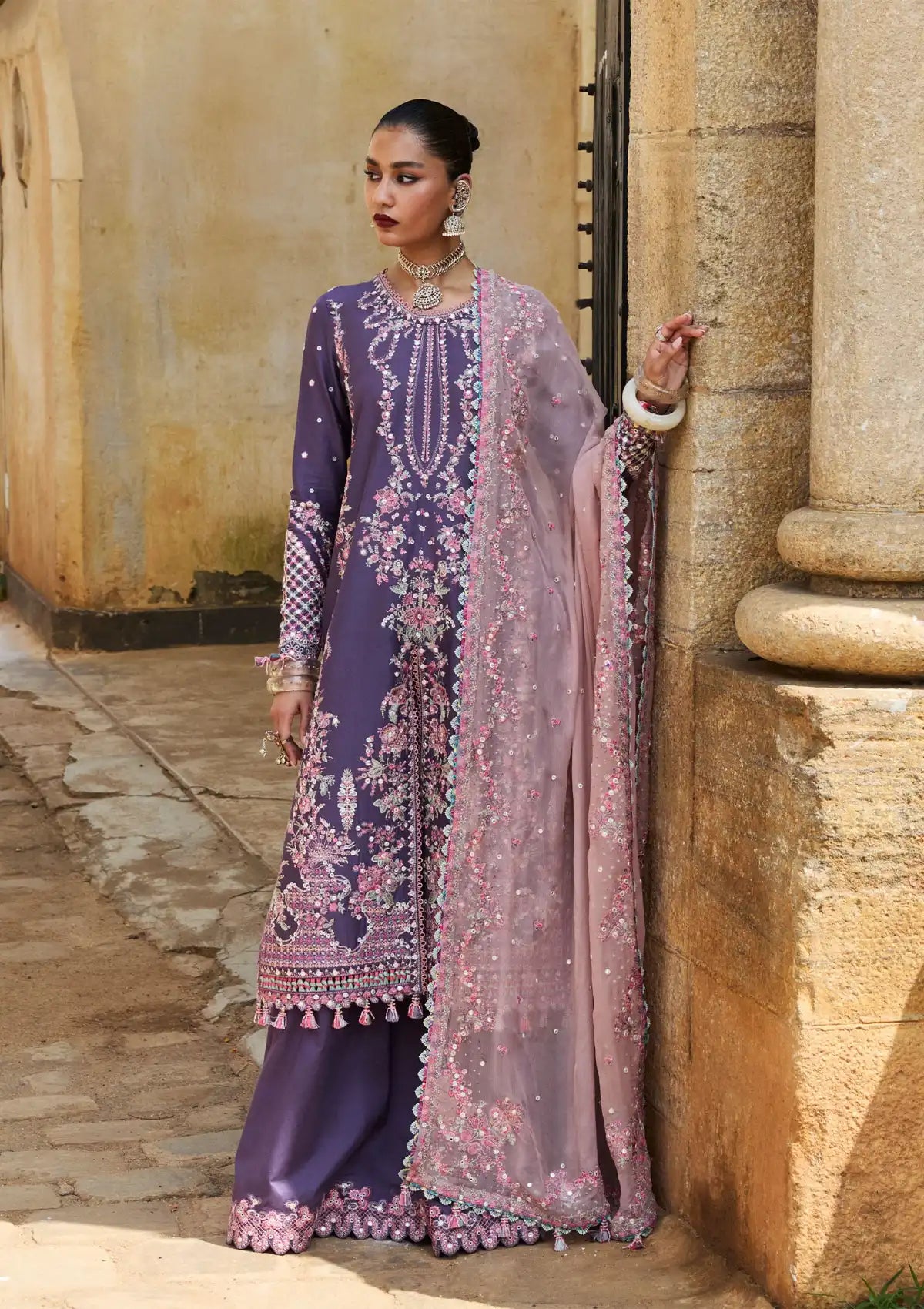 mohsin-saeed-fabrics-is-selling-online-and-in stores-Luxury-daily-wear-wedding-wear-formal-wear-in-budgeted-price-This-product-is-from-hussain-rehar-luxury-lawn25-irris-is-available-on-Mohsin-saeed-fabrics-website.