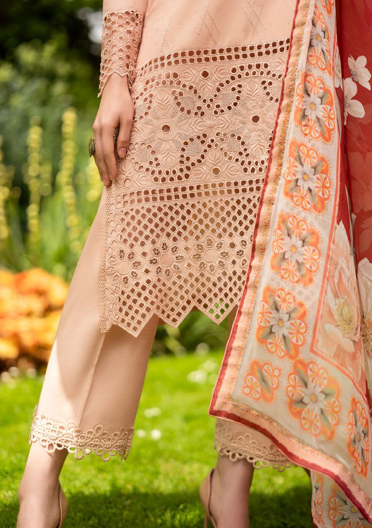 Mushq Hemline Odyssey'24 HMC-12 BLOOMING BELLE