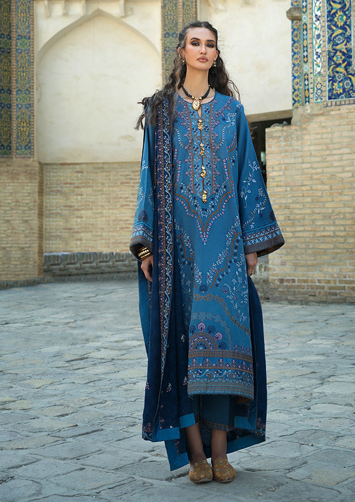 Mushq Hemline Bukhara Winter Edit'26 D-04 Heritage Haze