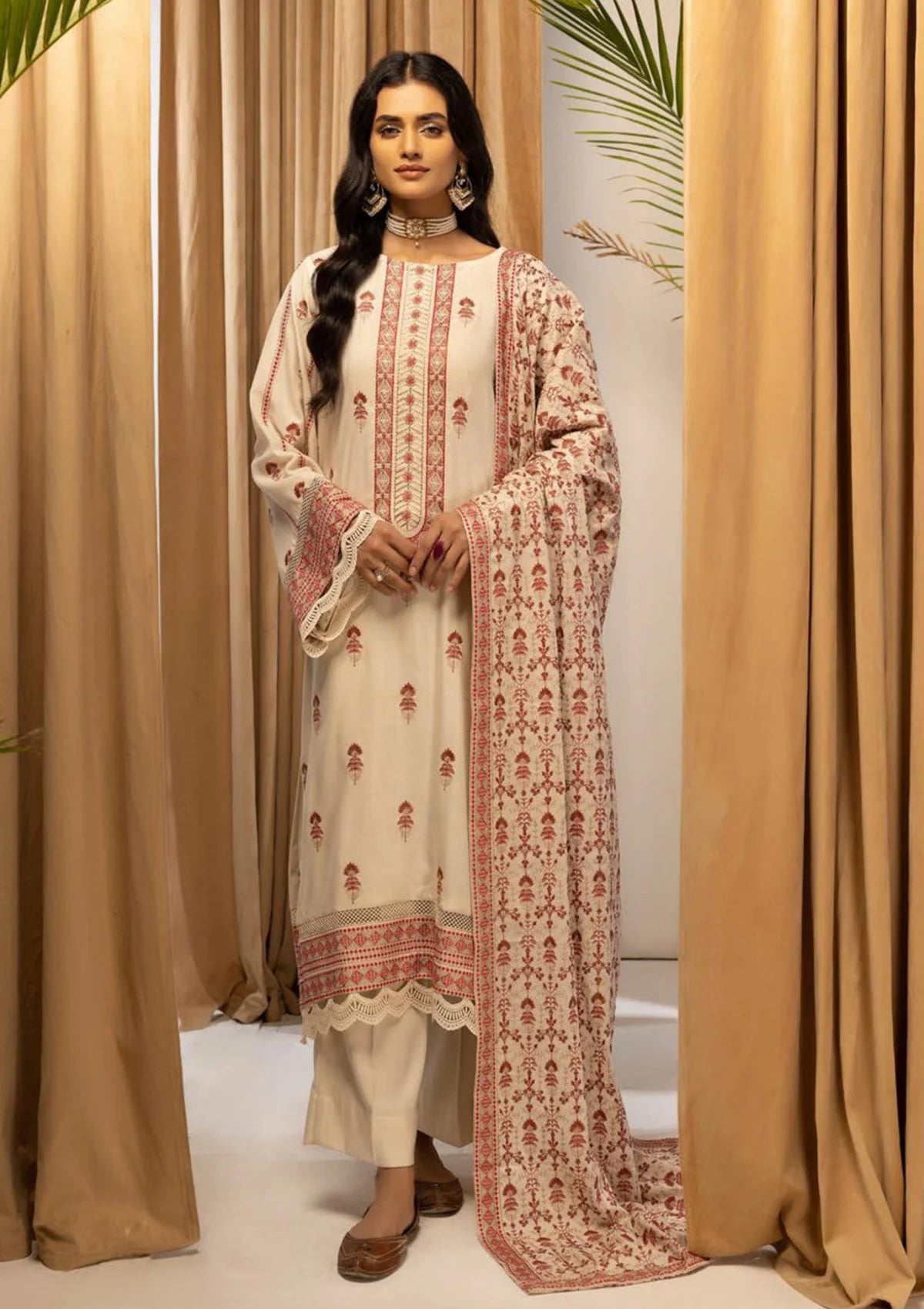 Husn-e-Jahan Emb Peach Laether'22 HJ-02 - Mohsin Saeed Fabrics