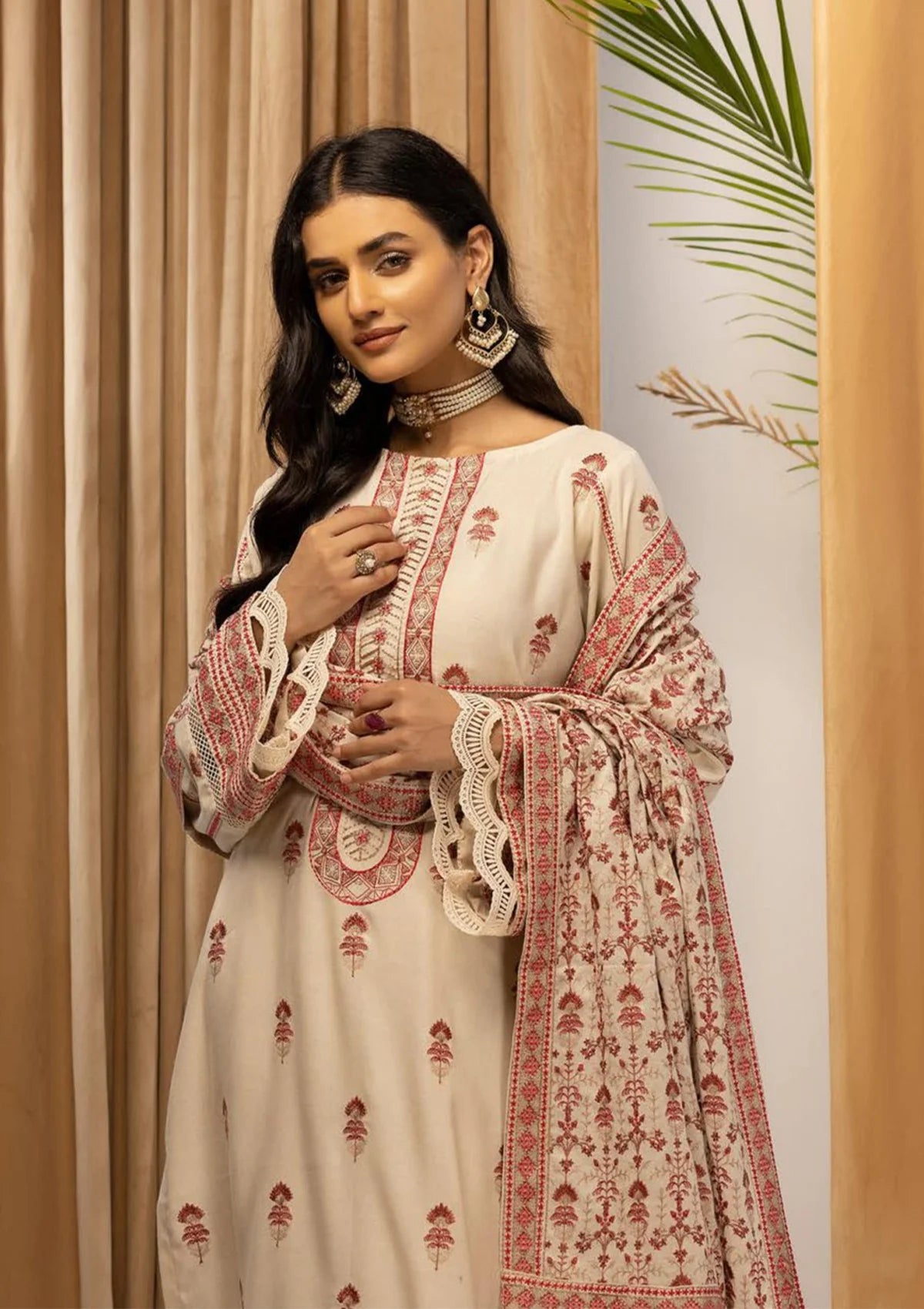 Husn-e-Jahan Emb Peach Laether'22 HJ-02 - Mohsin Saeed Fabrics