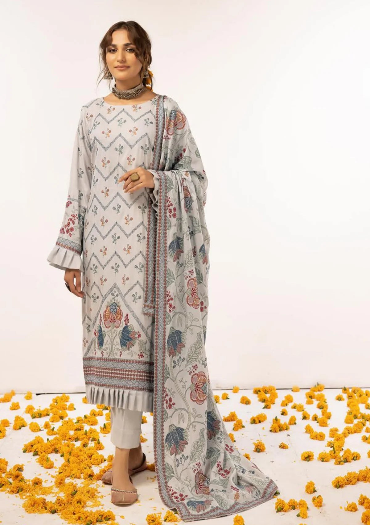 Husn-e-Jahan Emb Peach Laether'22 HJ-03 - Mohsin Saeed Fabrics