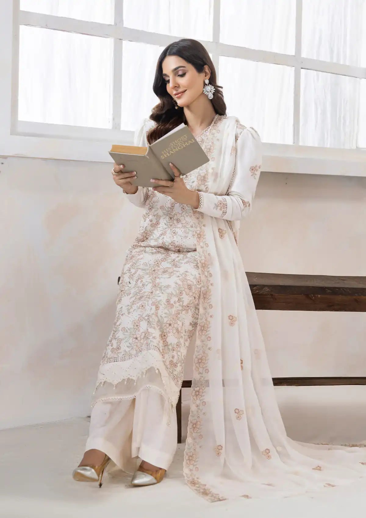lLana by Panache Emb Karandi'24 D-01