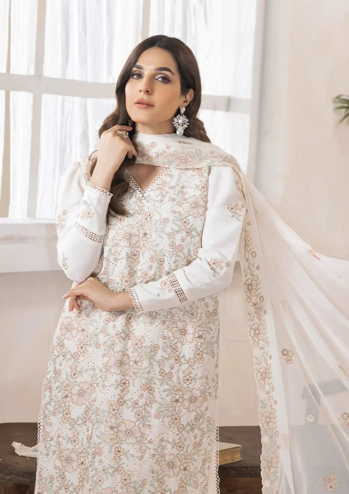 lLana by Panache Emb Karandi'24 D-01