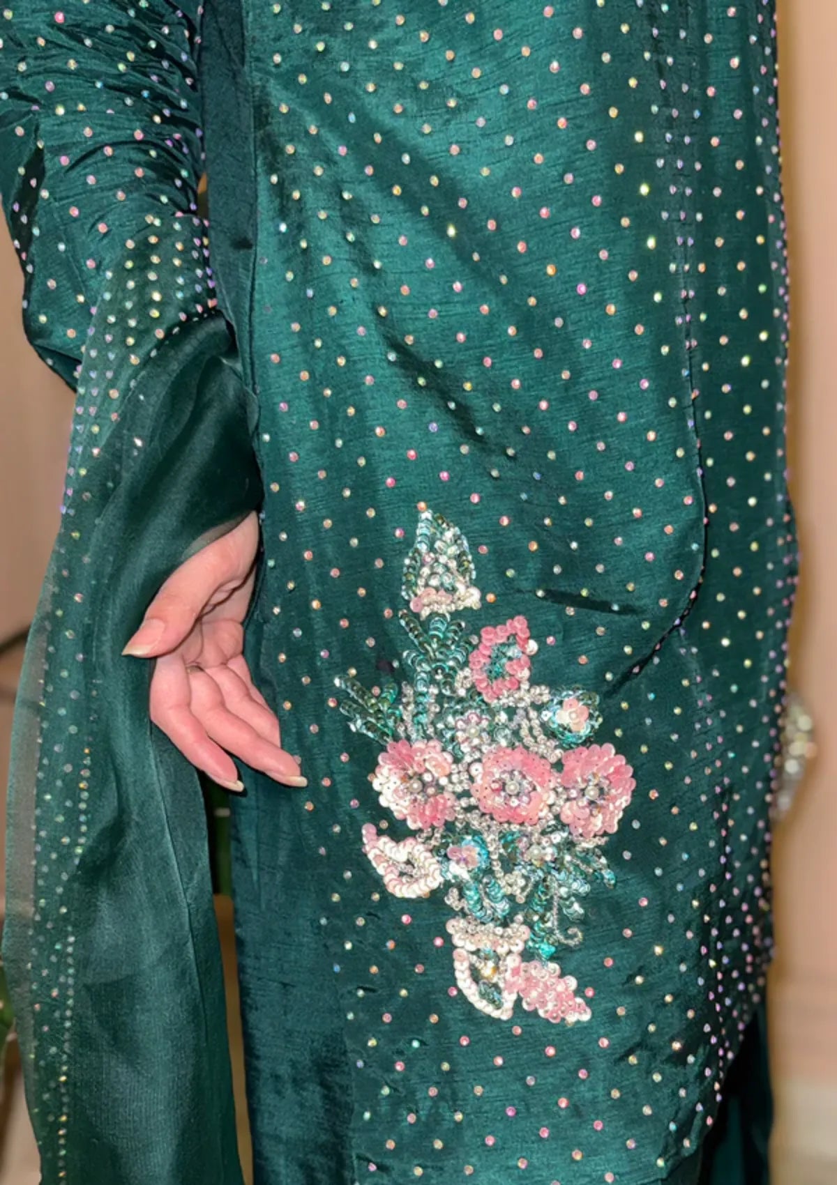 mohsin-saeed-fabrics-is-selling-online-and-in stores-Luxury-daily-wear-wedding-wear-formal-wear-in-budgeted-price-This-product-is-from-sidra-fahad-elianna25-sf-229-is-available-on-Mohsin-saeed-fabrics-website.