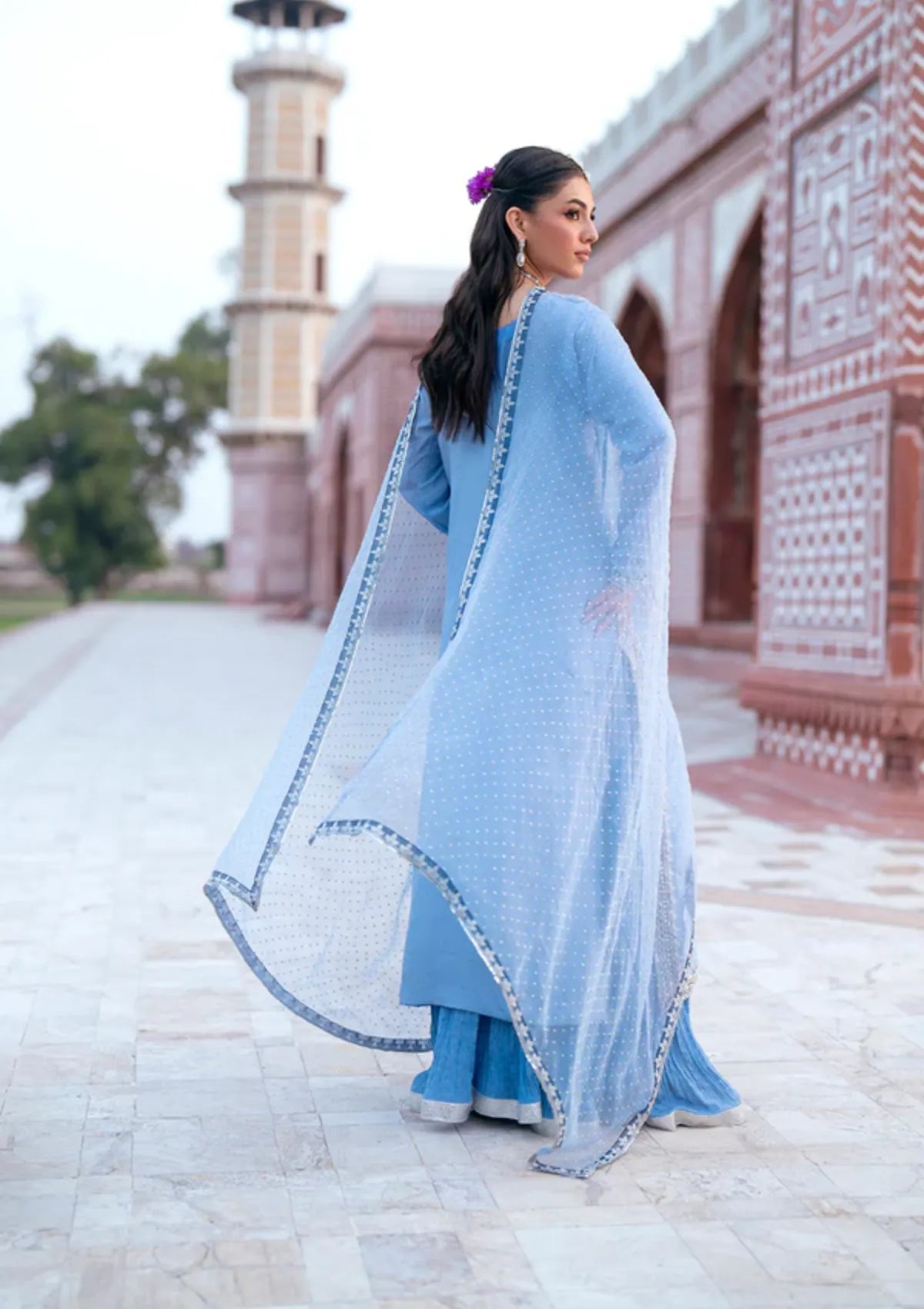 mohsin-saeed-fabrics-is-selling-online-and-in stores-Luxury-daily-wear-wedding-wear-formal-wear-in-budgeted-price-This-product-is-from-sidra-fahad-noor-e-jahan-luxury-formal25-sf-261-is-available-on-Mohsin-saeed-fabrics-website.