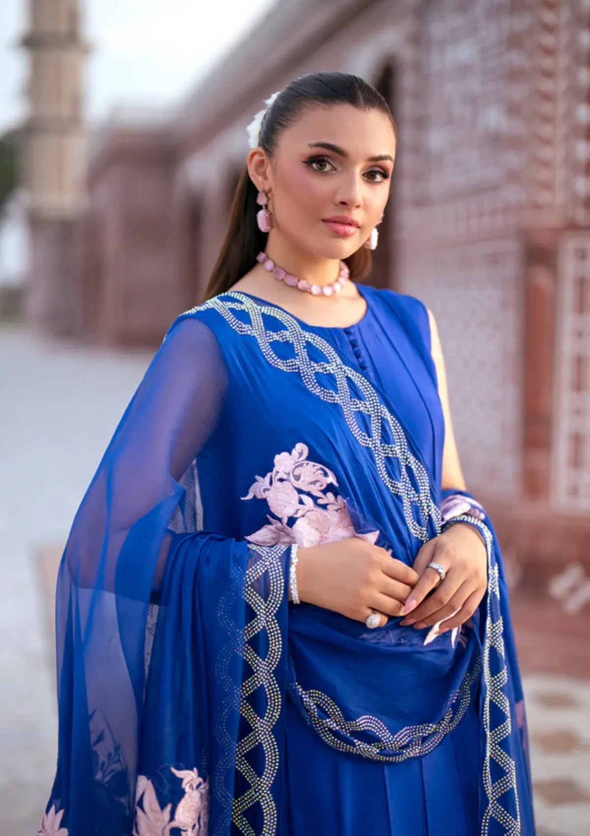 mohsin-saeed-fabrics-is-selling-online-and-in stores-Luxury-daily-wear-wedding-wear-formal-wear-in-budgeted-price-This-product-is-from-sidra-fahad-noor-e-jahan-luxury-formal25-sf-270-is-available-on-Mohsin-saeed-fabrics-website.