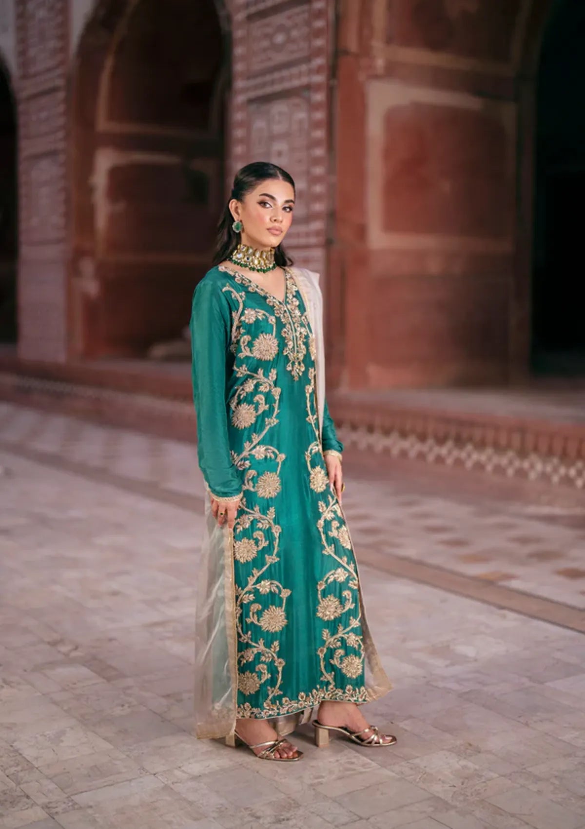 mohsin-saeed-fabrics-is-selling-online-and-in stores-Luxury-daily-wear-wedding-wear-formal-wear-in-budgeted-price-This-product-is-from-sidra-fahad-noor-e-jahan-luxury-formal25-sf-268-is-available-on-Mohsin-saeed-fabrics-website.