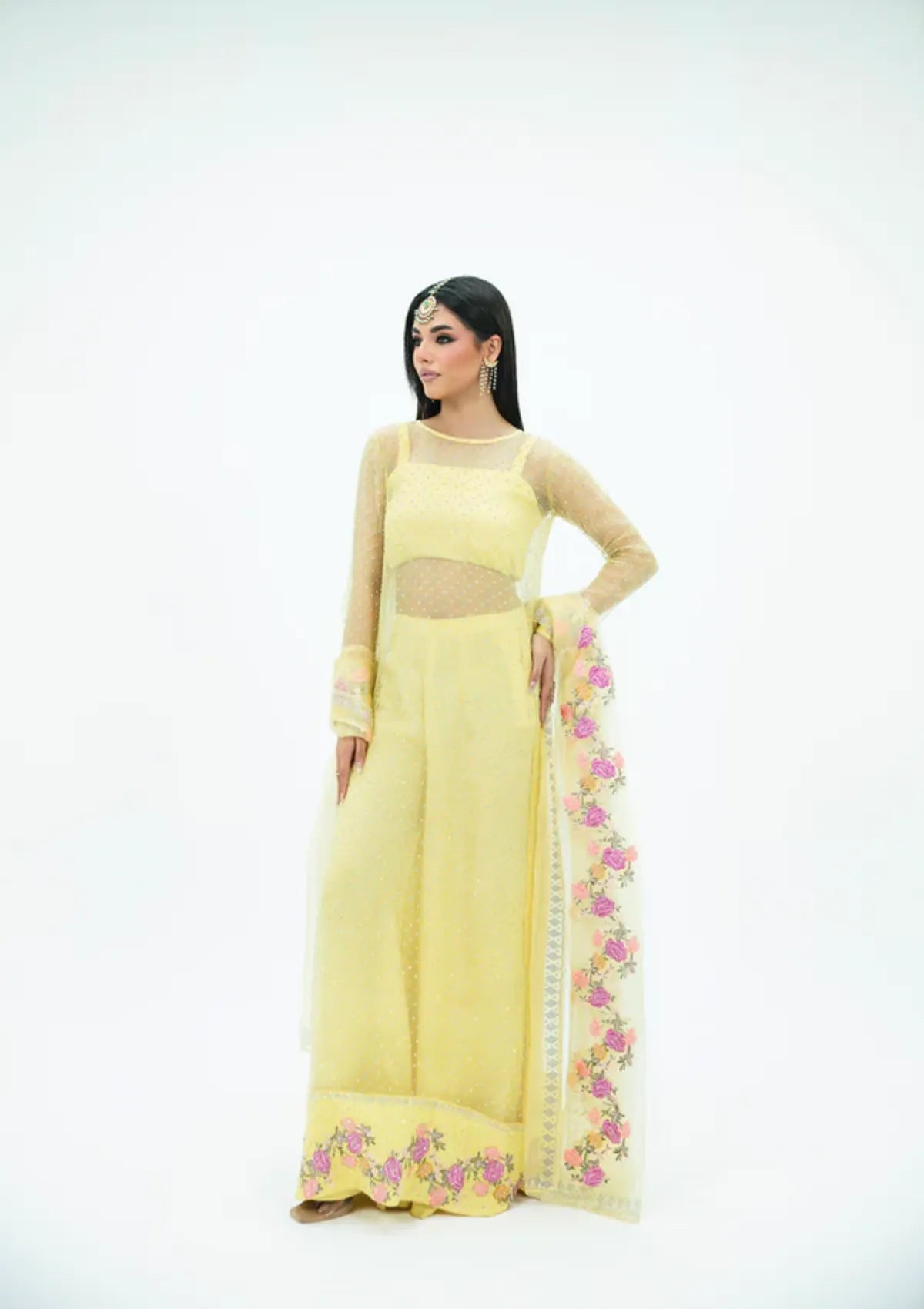 mohsin-saeed-fabrics-is-selling-online-and-in stores-Luxury-daily-wear-wedding-wear-formal-wear-in-budgeted-price-This-product-is-from-sidra-fahad-noor-e-jahan-luxury-formal25-sf-258-is-available-on-Mohsin-saeed-fabrics-website.