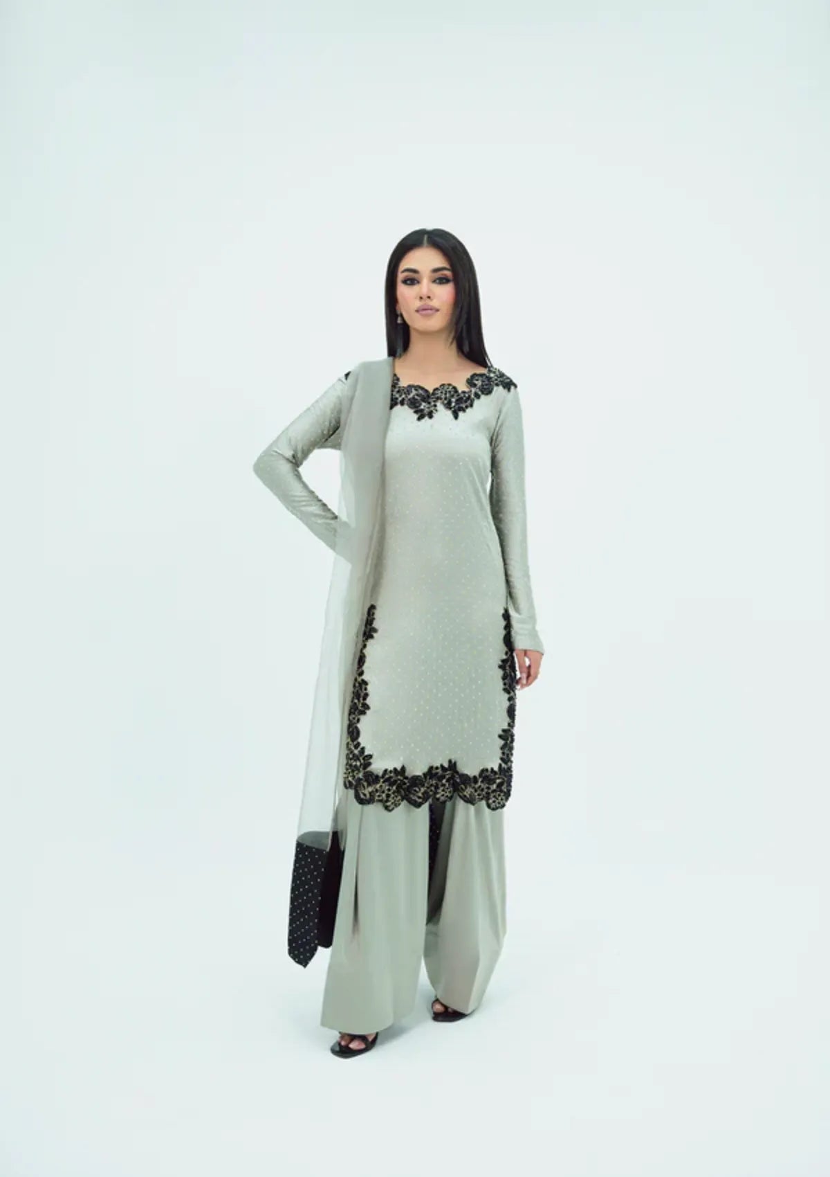 mohsin-saeed-fabrics-is-selling-online-and-in stores-Luxury-daily-wear-wedding-wear-formal-wear-in-budgeted-price-This-product-is-from-sidra-fahad-noor-e-jahan-luxury-formal25-sf-265-is-available-on-Mohsin-saeed-fabrics-website.