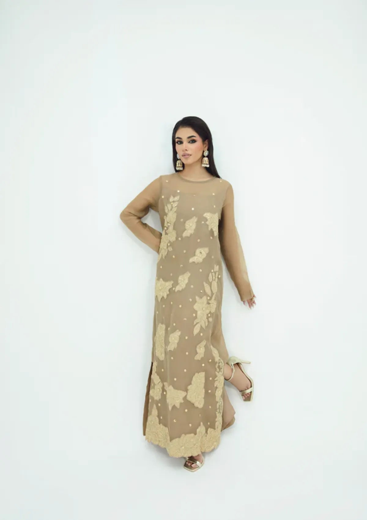 mohsin-saeed-fabrics-is-selling-online-and-in stores-Luxury-daily-wear-wedding-wear-formal-wear-in-budgeted-price-This-product-is-from-sidra-fahad-noor-e-jahan-luxury-formal25-sf-271-is-available-on-Mohsin-saeed-fabrics-website.