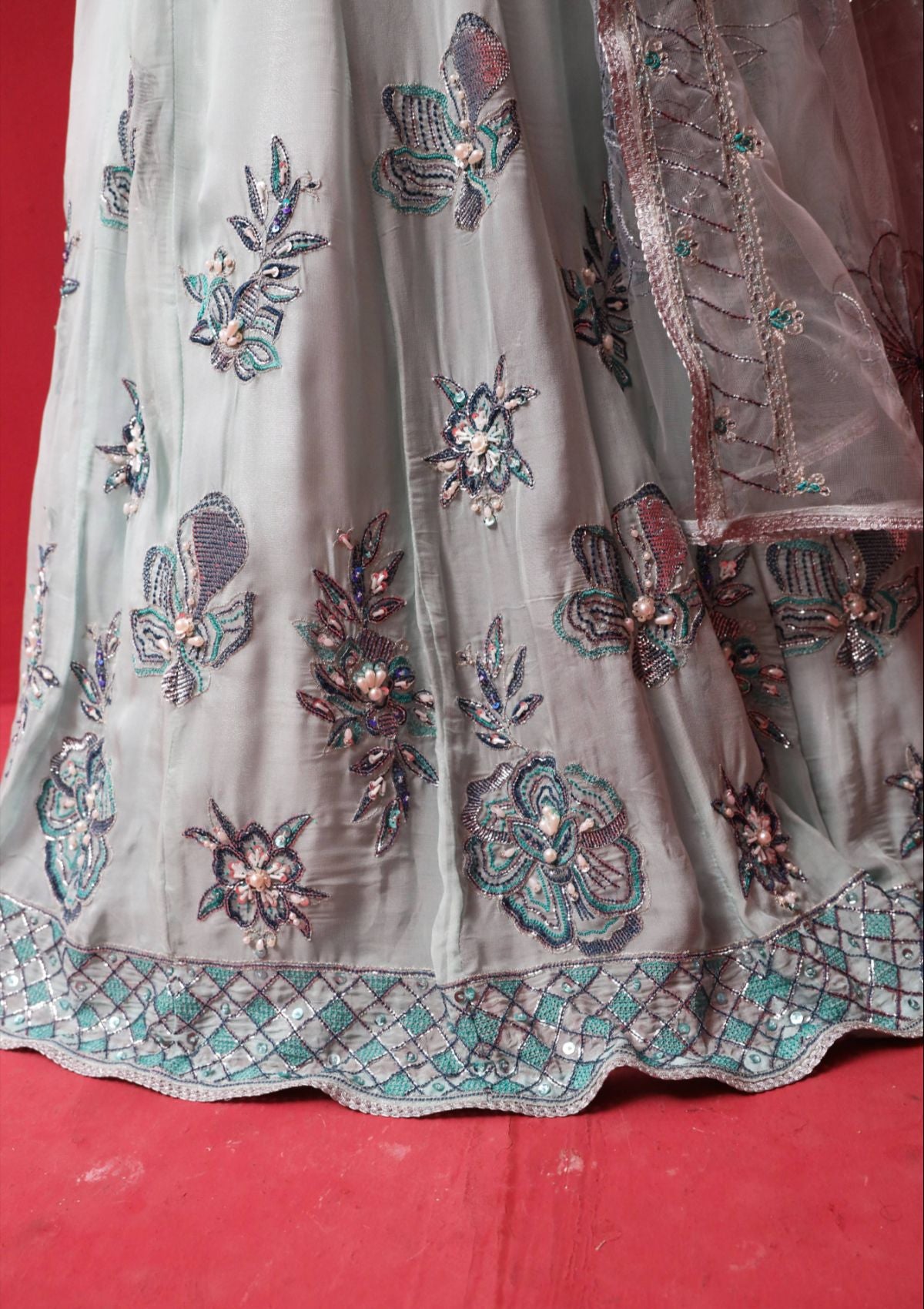 Clothere By Anam Maison La Rogue Formals'25 D-007