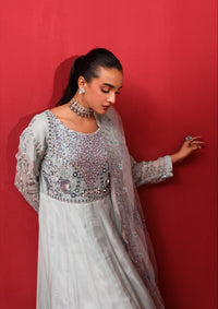 Clothere By Anam Maison La Rogue Formals'25 D-007