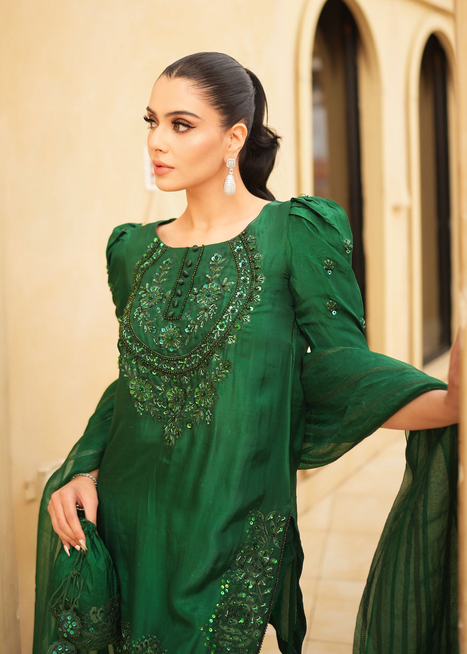 mohsin-saeed-fabrics-is-selling-online-and-in stores-Luxury-daily-wear-wedding-wear-formal-wear-in-budgeted-price-This-product-is-from-maria-osama-khan-luxury-pret-emerald-green-is-available-on-Mohsin-saeed-fabrics-website.