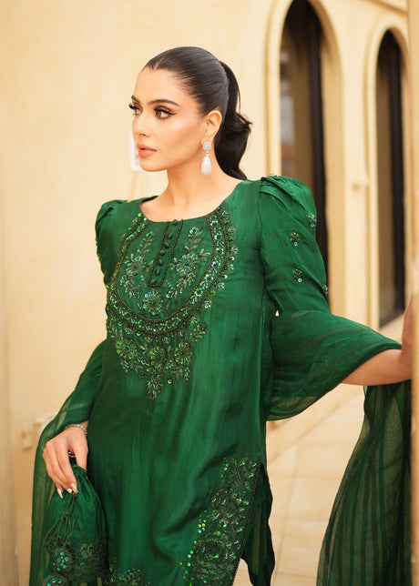 mohsin-saeed-fabrics-is-selling-online-and-in stores-Luxury-daily-wear-wedding-wear-formal-wear-in-budgeted-price-This-product-is-from-maria-osama-khan-luxury-pret-emerald-green-is-available-on-Mohsin-saeed-fabrics-website.