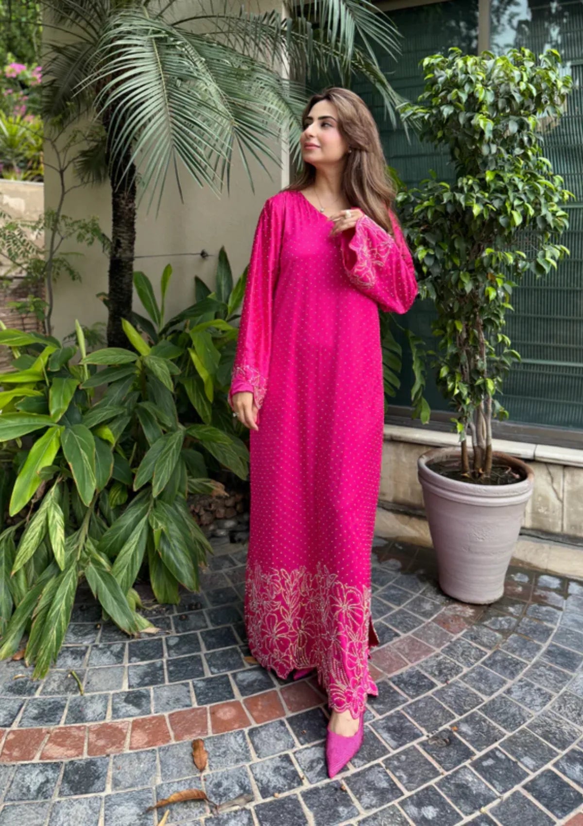 mohsin-saeed-fabrics-luxury-fashion-collection-daily-wear-wedding-and-formal-in-budget-This-product-is-from-sidra-fahad-silk-kaftan25-sf-252-is-available-on-Mohsin-saeed-fabrics-website.