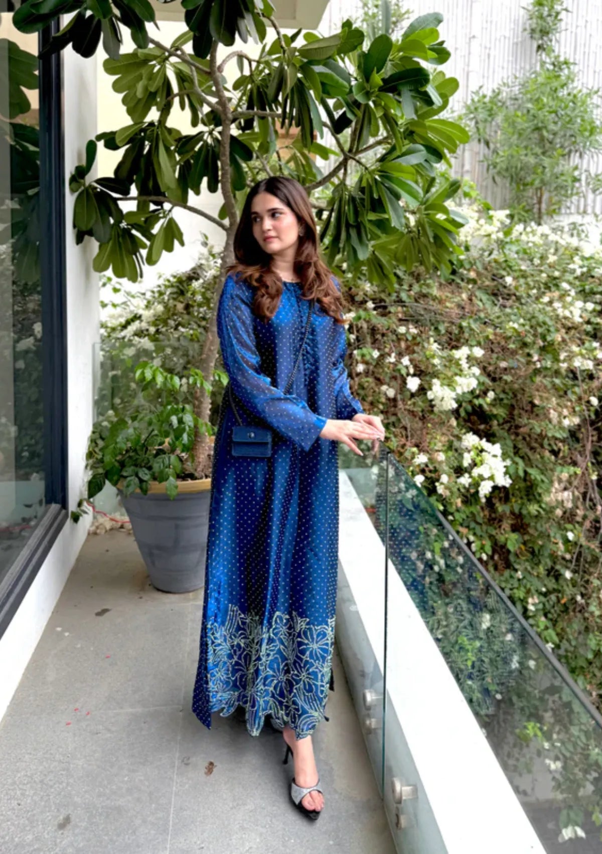 mohsin-saeed-fabrics-luxury-fashion-collection-daily-wear-wedding-and-formal-in-budget-This-product-is-from-sidra-fahad-silk-kaftan25-sf-251-is-available-on-Mohsin-saeed-fabrics-website.