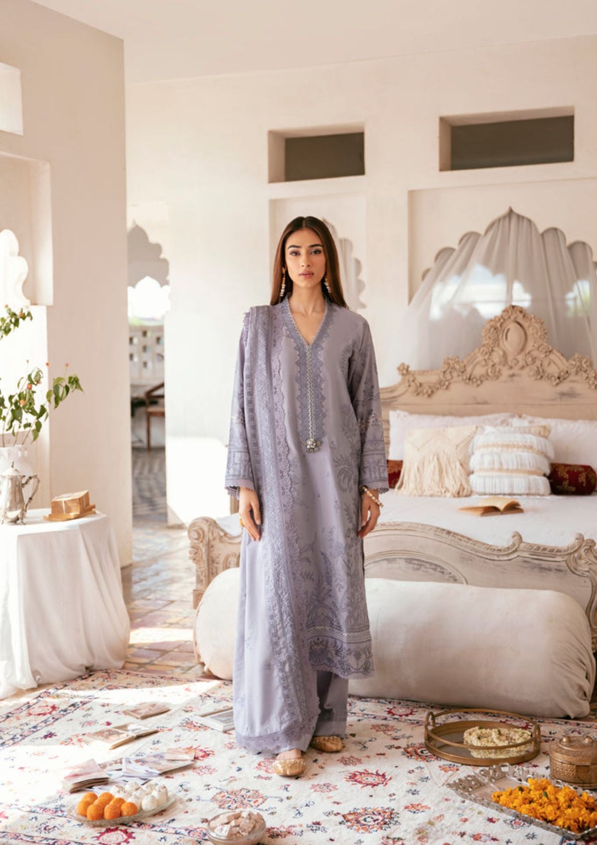 Florent Afsanay Luxury Chikankari'23 FL-8B - Mohsin Saeed Fabrics