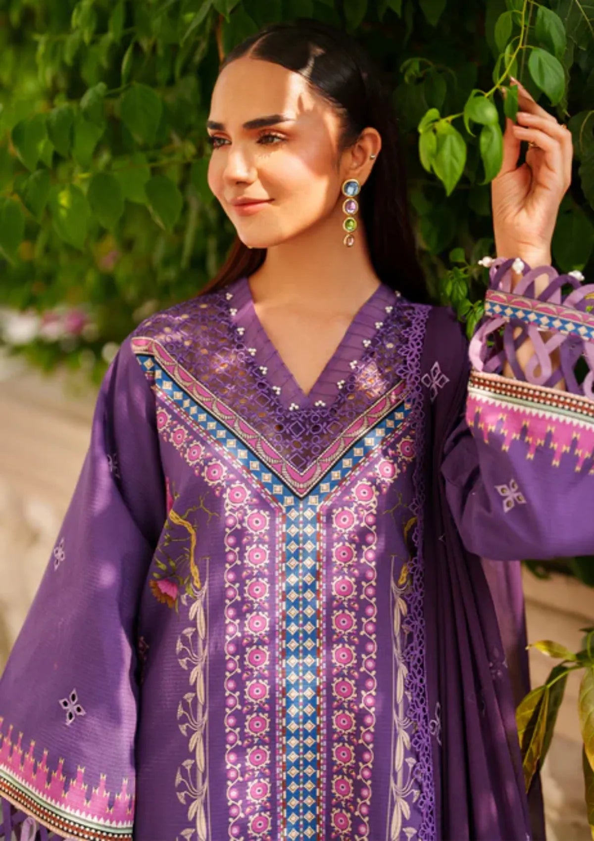 mohsin-saeed-fabrics-affordable-luxury-outfits-for-daily-formal-and-wedding-wear-This-product-is-from-parishay-ivy-bloom-winter-edit25-ivy-07-is-available-on-Mohsin-saeed-fabrics-website.