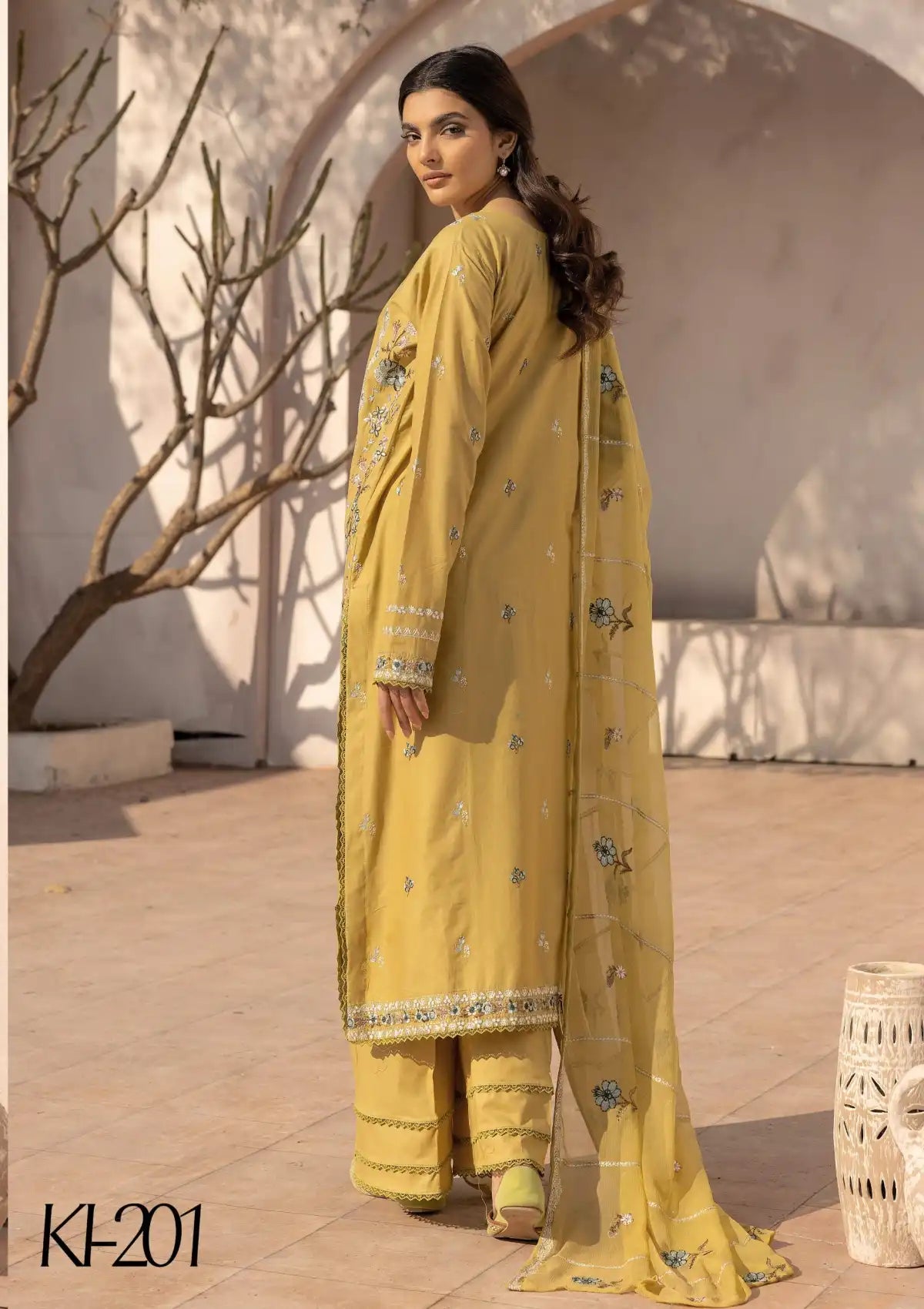 mohsin-saeed-fabrics-luxury-fashion-collection-daily-wear-wedding-and-formal-in-budget-This-product-is-from-khoobsurat-ibteda-emb-lawn25-ki-201-is-available-on-Mohsin-saeed-fabrics-website.