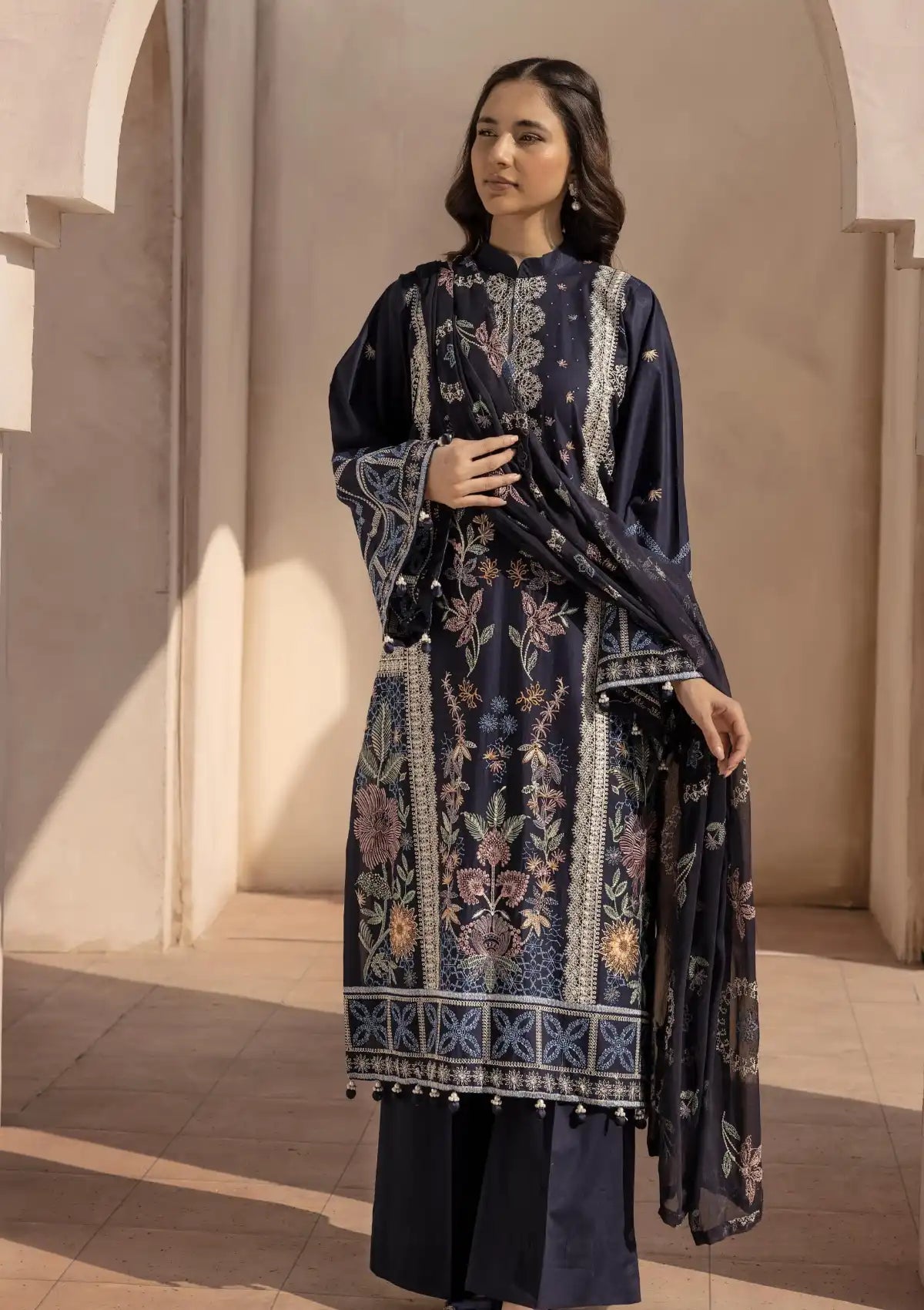 mohsin-saeed-fabrics-luxury-fashion-collection-daily-wear-wedding-and-formal-in-budget-This-product-is-from-khoobsurat-ibteda-emb-lawn25-ki-202-is-available-on-Mohsin-saeed-fabrics-website.