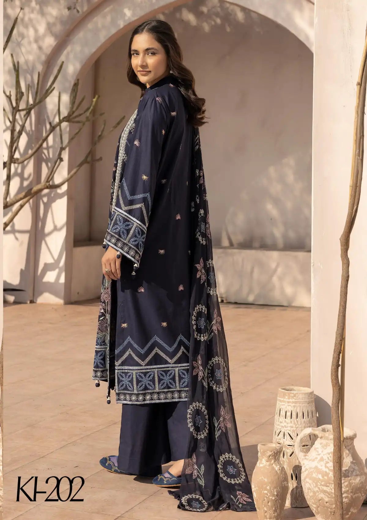 mohsin-saeed-fabrics-luxury-fashion-collection-daily-wear-wedding-and-formal-in-budget-This-product-is-from-khoobsurat-ibteda-emb-lawn25-ki-202-is-available-on-Mohsin-saeed-fabrics-website.