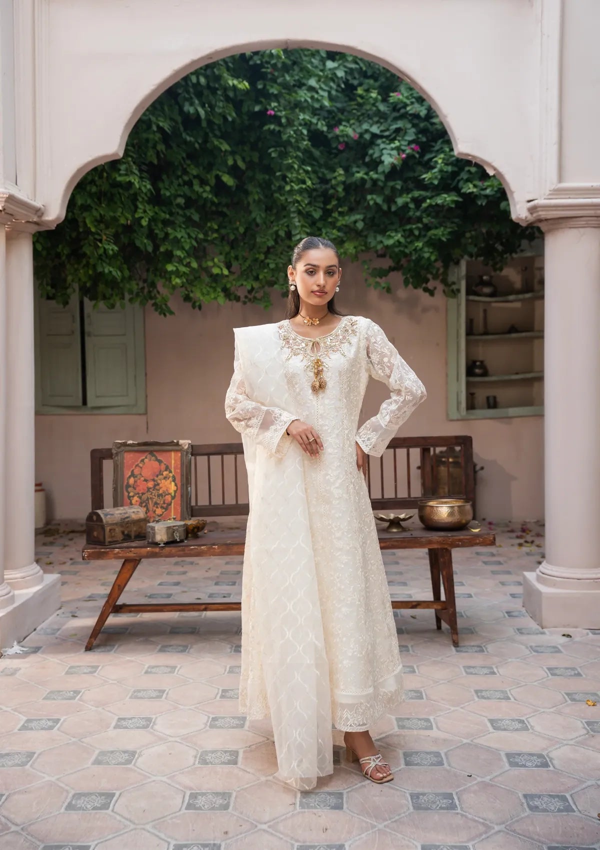 mohsin-saeed-fabrics-designer-daily-wear-formal-and-wedding-suits-within-budget-This-product-is-from-manahils-k-171-off-white-is-available-on-Mohsin-saeed-fabrics-website.