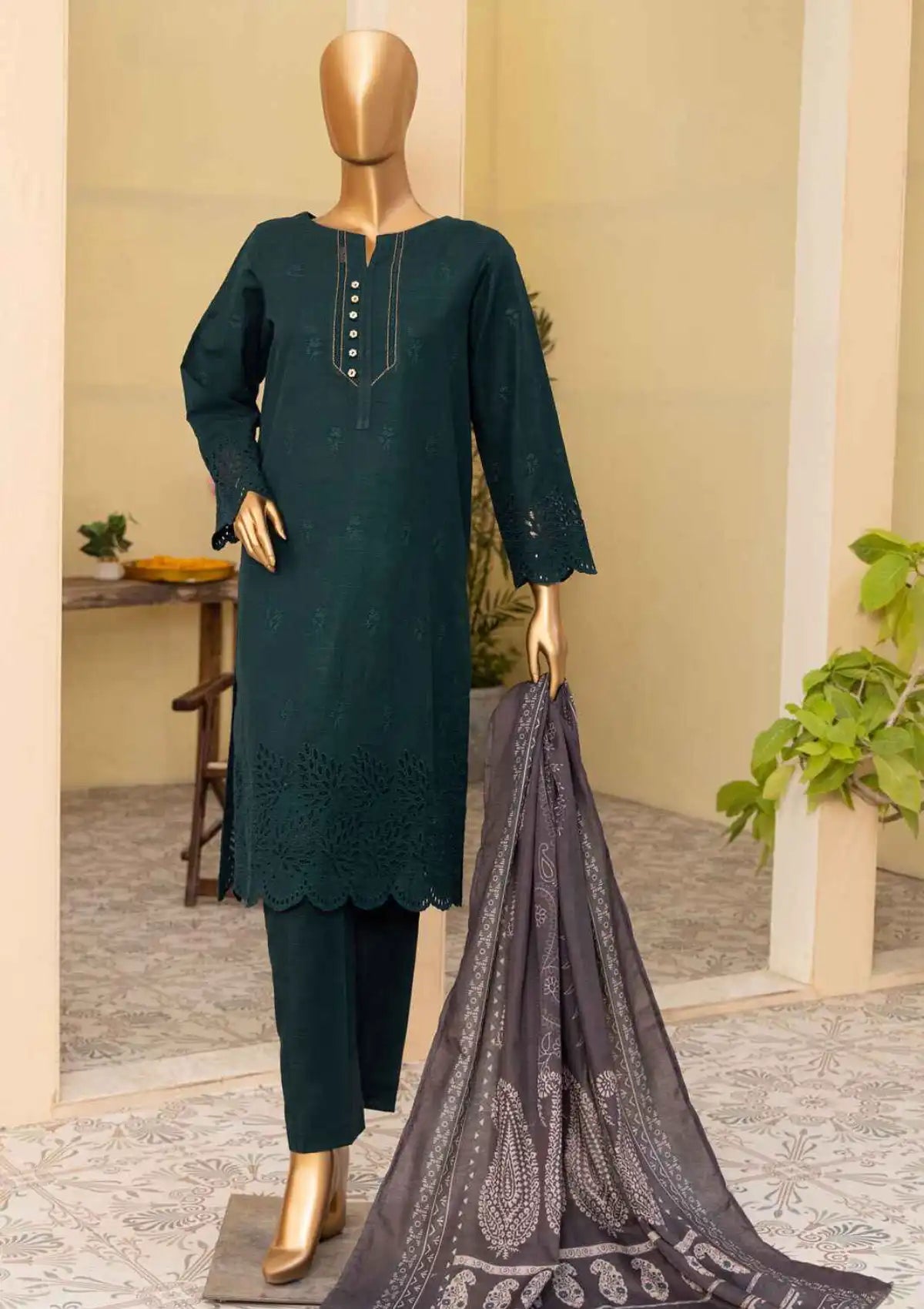 HZ Emb Chikankari Khaddar'24 KPC-03