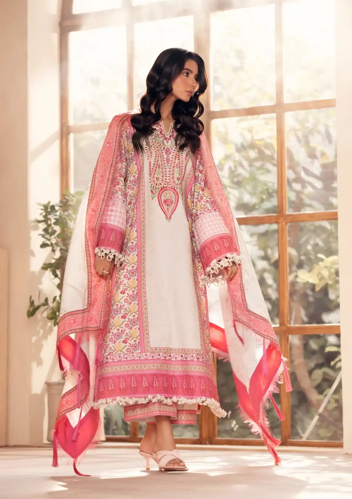 mohsin-saeed-fabrics-is-selling-online-and-in stores-Luxury-daily-wear-wedding-wear-formal-wear-in-budgeted-price-This-product-is-from-tana-bana-ashqim-winter-khaddar25-pe-06-is-available-on-Mohsin-saeed-fabrics-website.