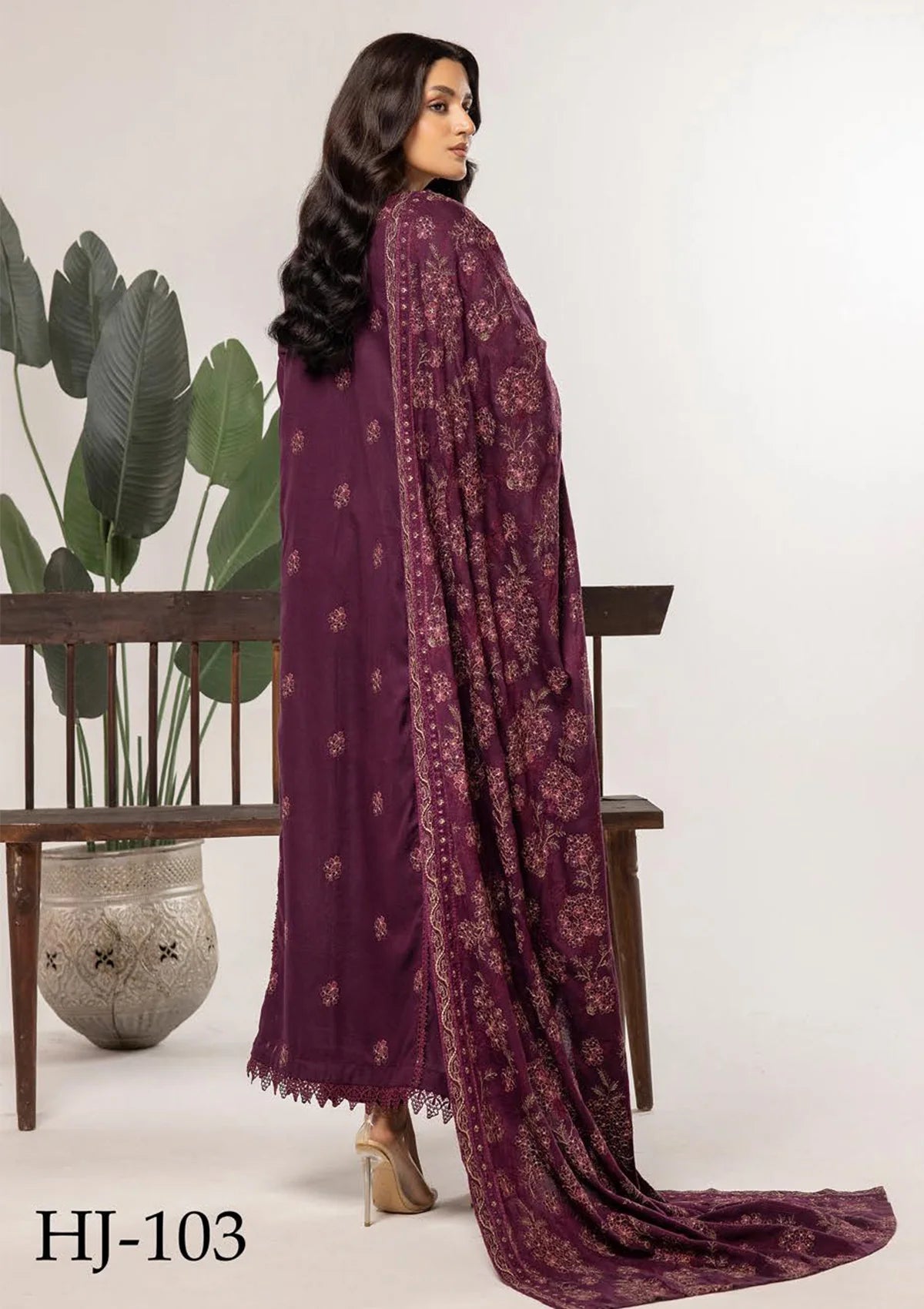 Khoobsurat Husn-e-Jahaan Peach Leather'24 HJ-103