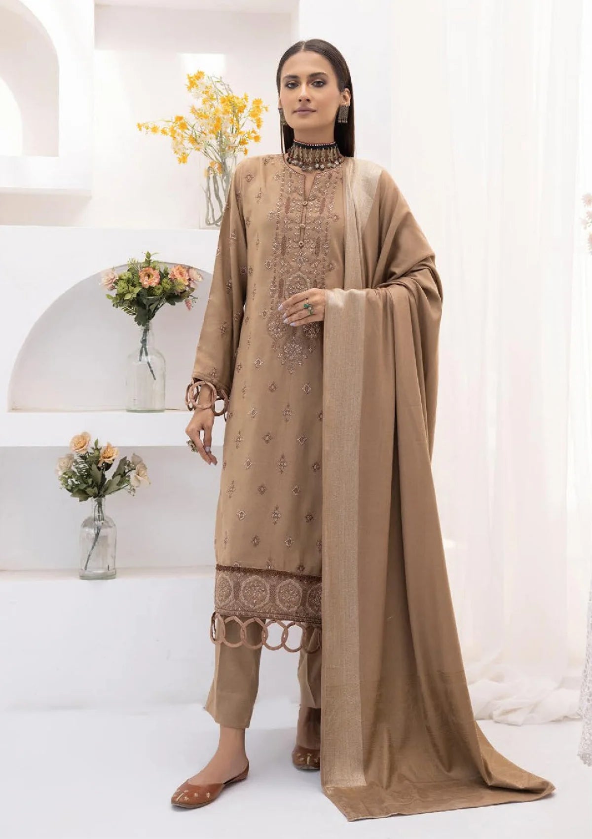 Khoobsurat Mehru Nisa Emb Peach Leather'23 M-10 - Mohsin Saeed Fabrics