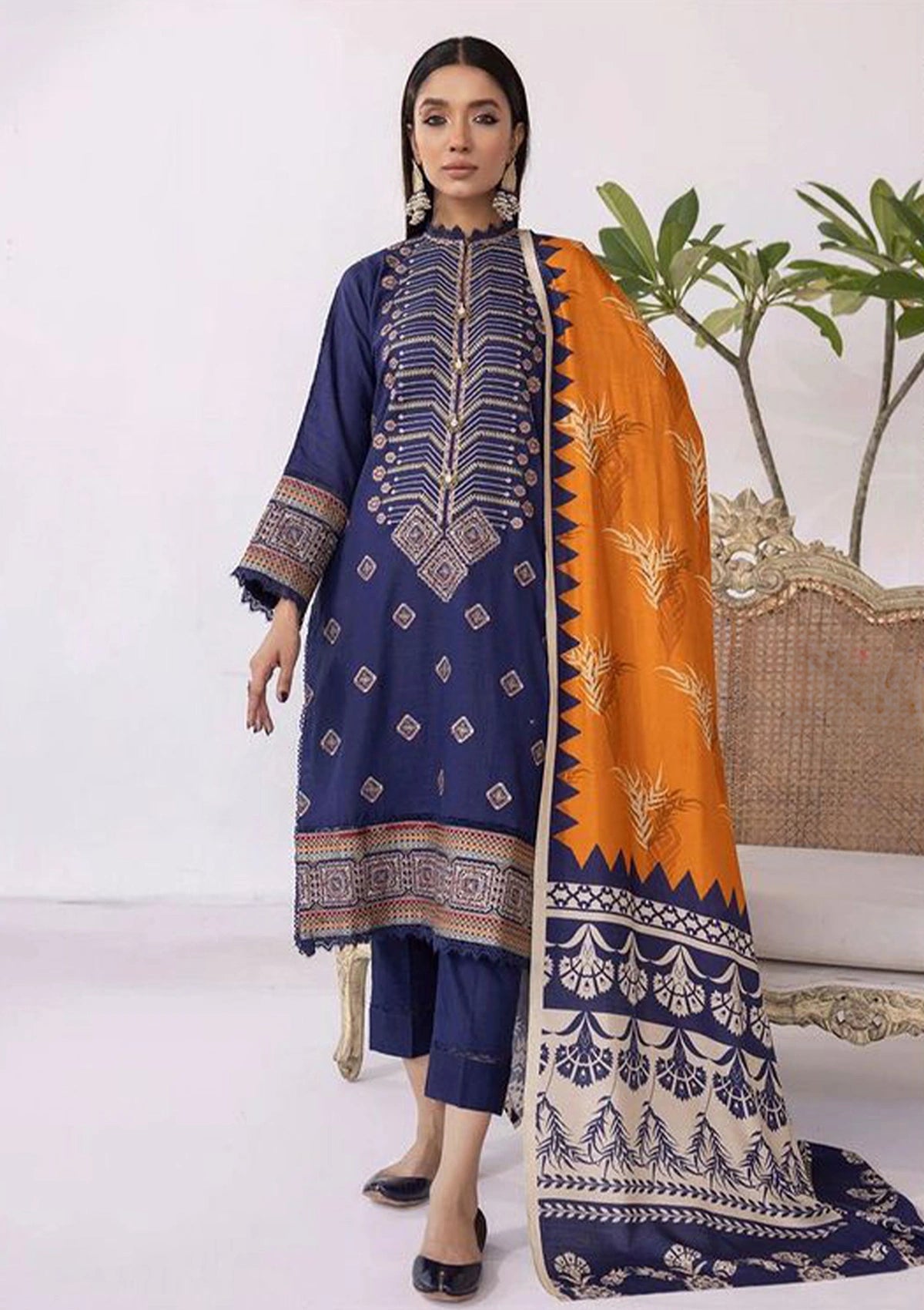 Khoobsurat Zaibunnisa Emb Khaddar'23 Z-12 - Mohsin Saeed Fabrics