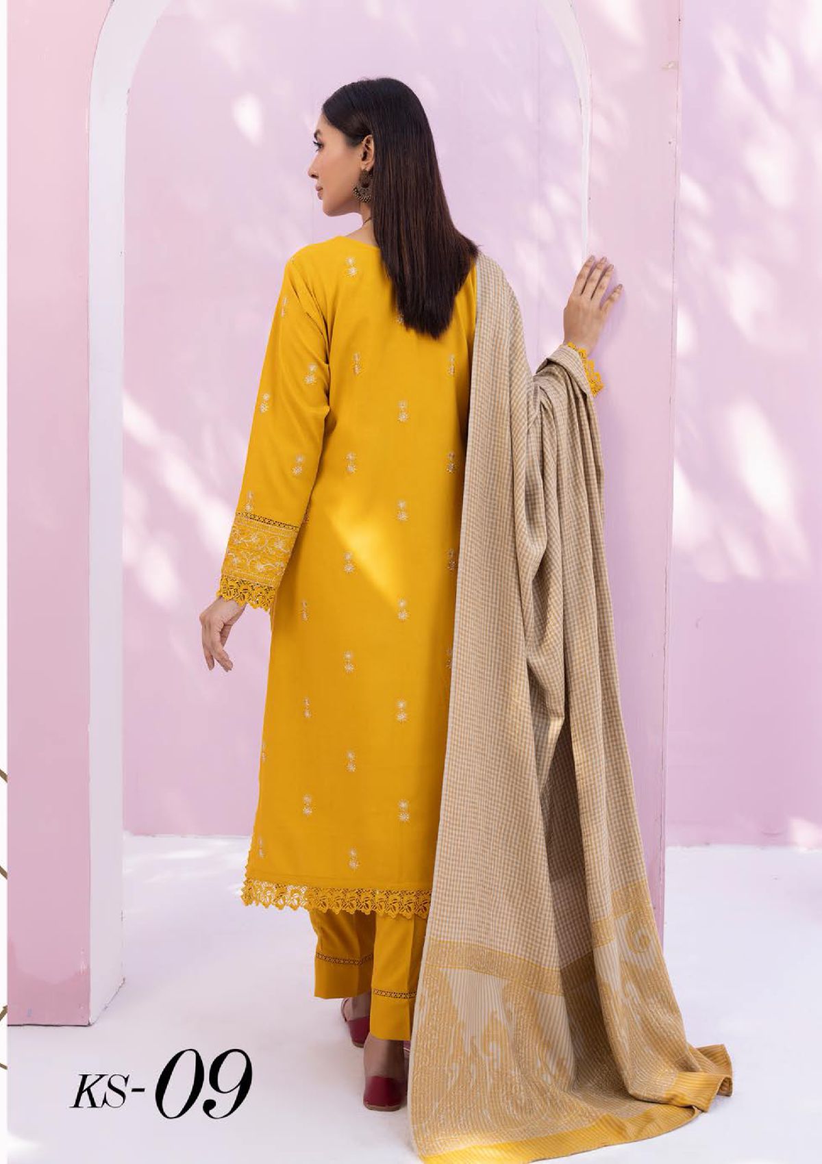 Khoobsurat Swati Wool Shawl'23 KS-09 - Mohsin Saeed Fabrics