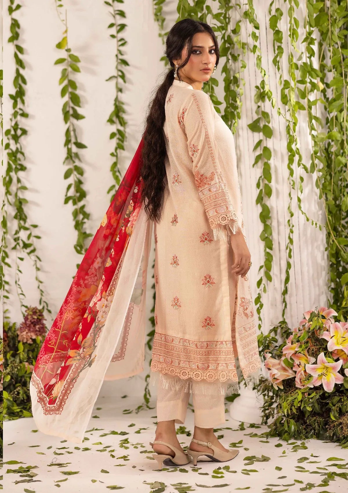 Khoobsurat Signature Karandi'25 SK-02